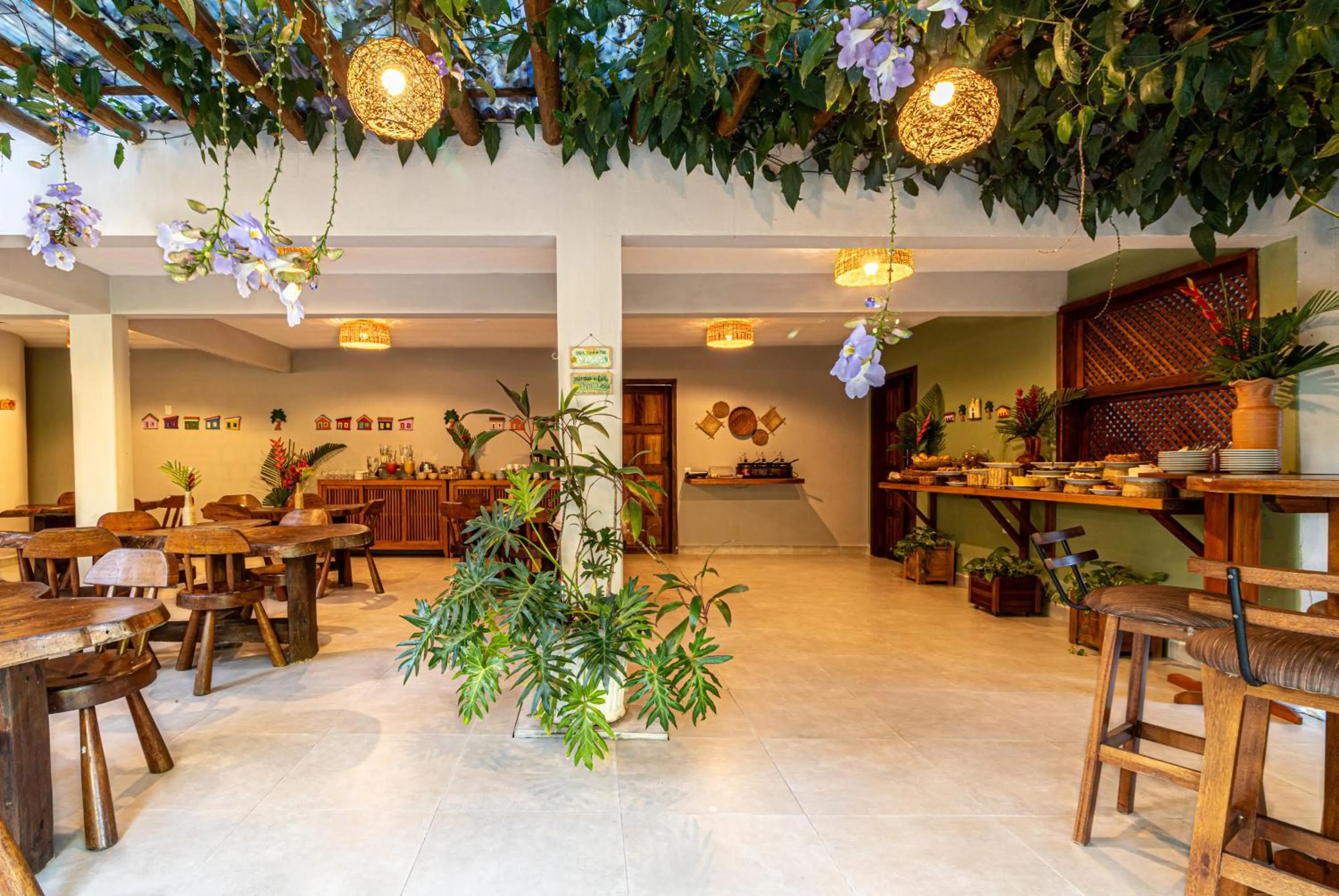 Breakfast in Pousada Encantos de Arraial