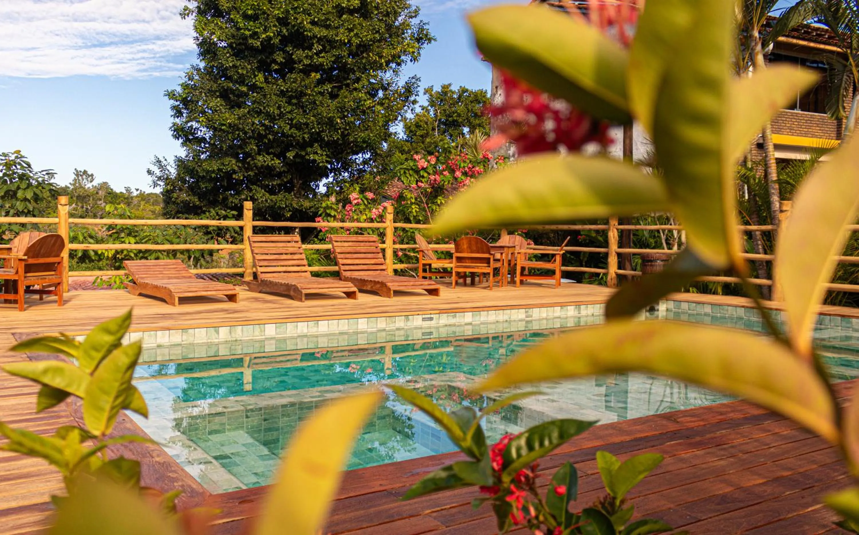 Swimming pool in Pousada Encantos de Arraial