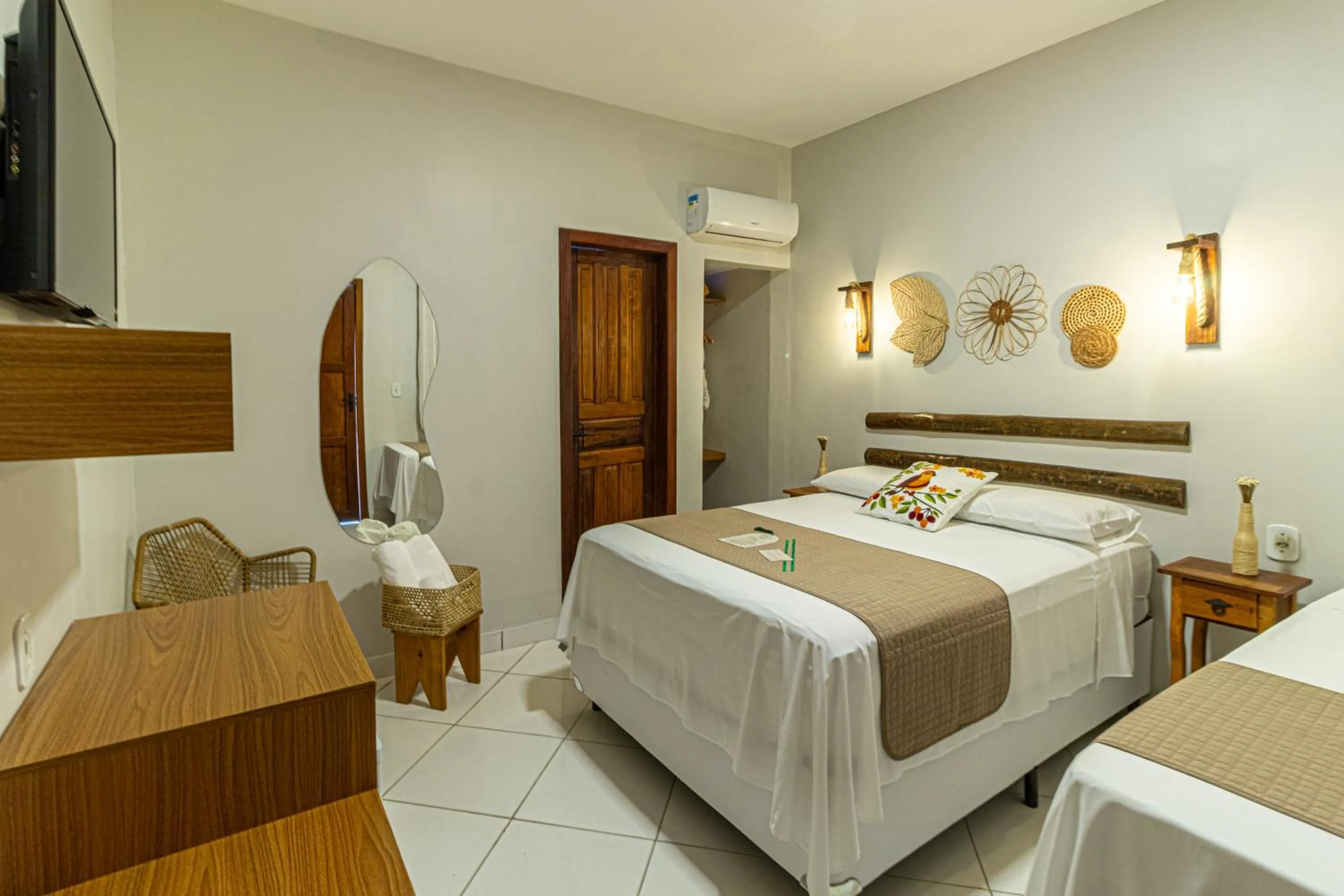 TV and multimedia, Bed in Pousada Encantos de Arraial