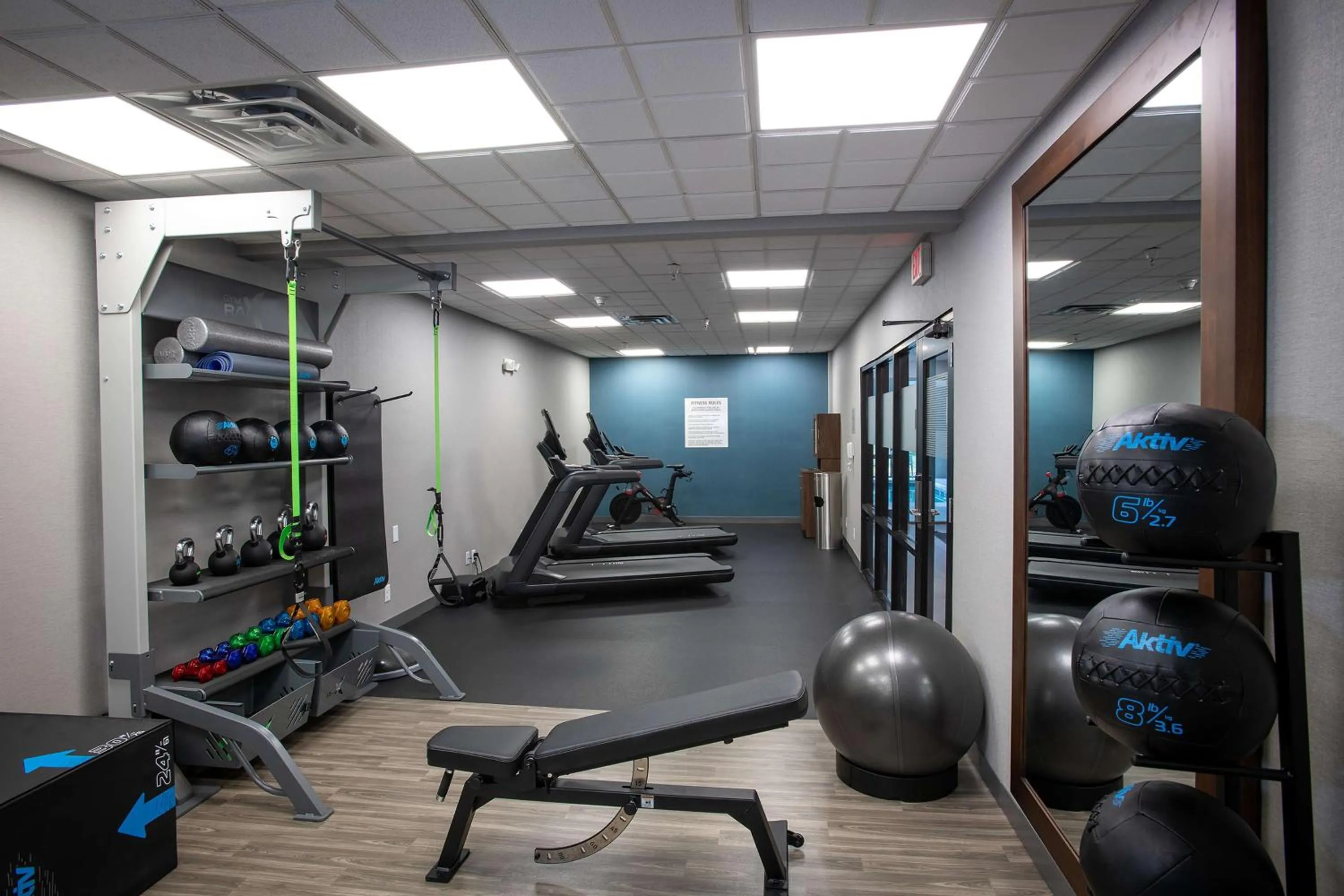 Fitness centre/facilities in Hampton Inn Seaford