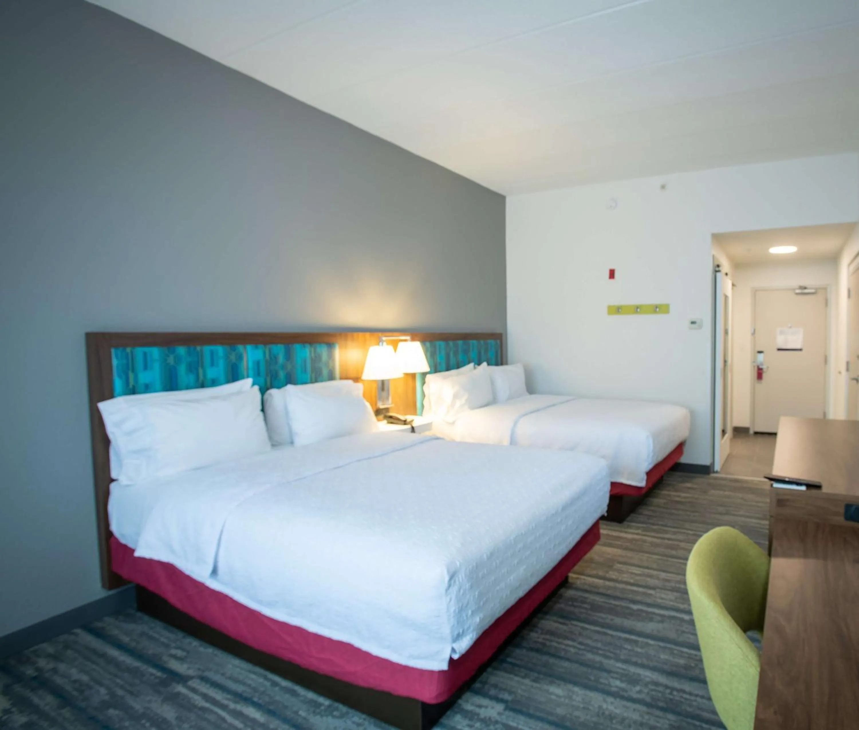 Bed in Hampton Inn Seaford