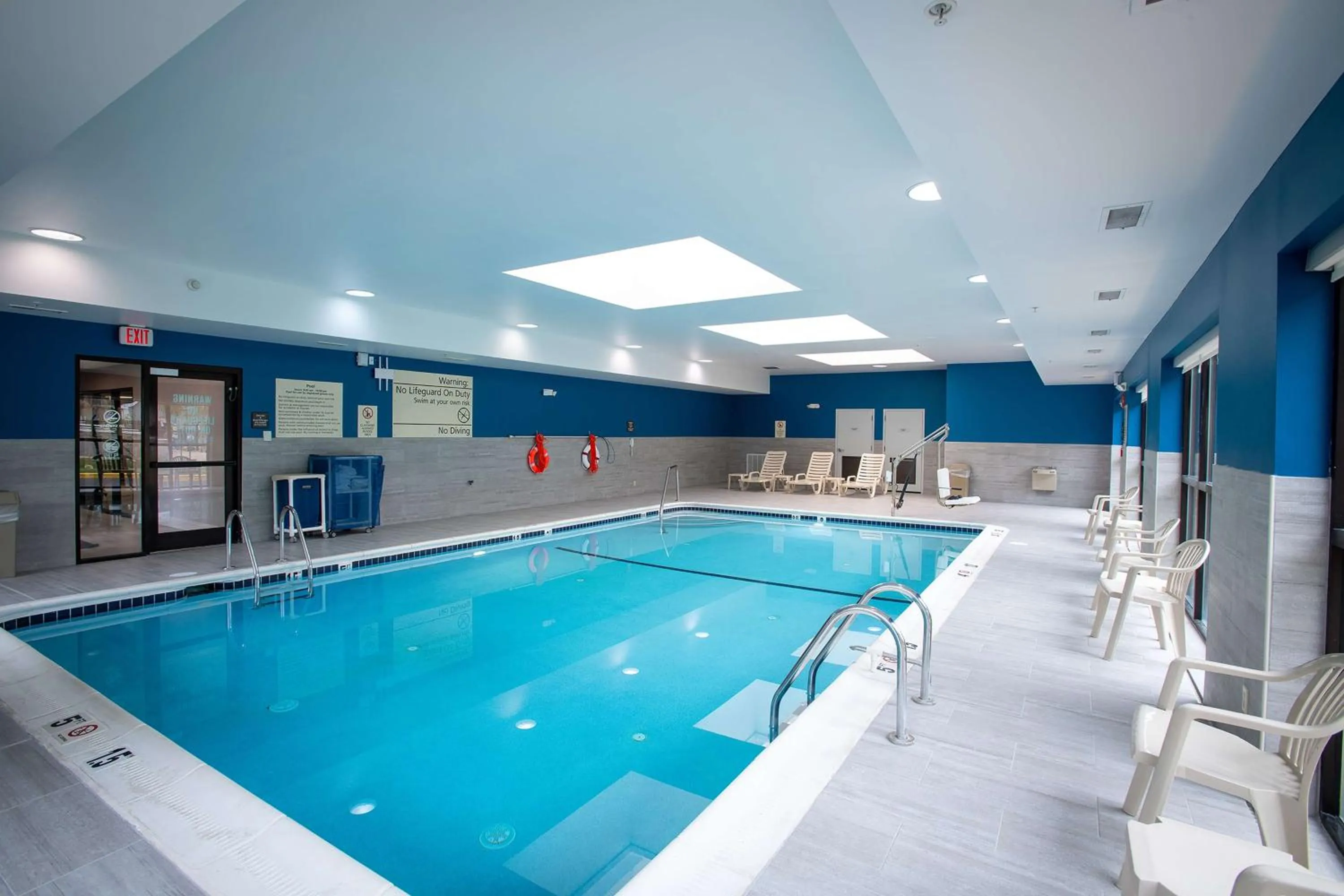 Pool view in Hampton Inn Seaford