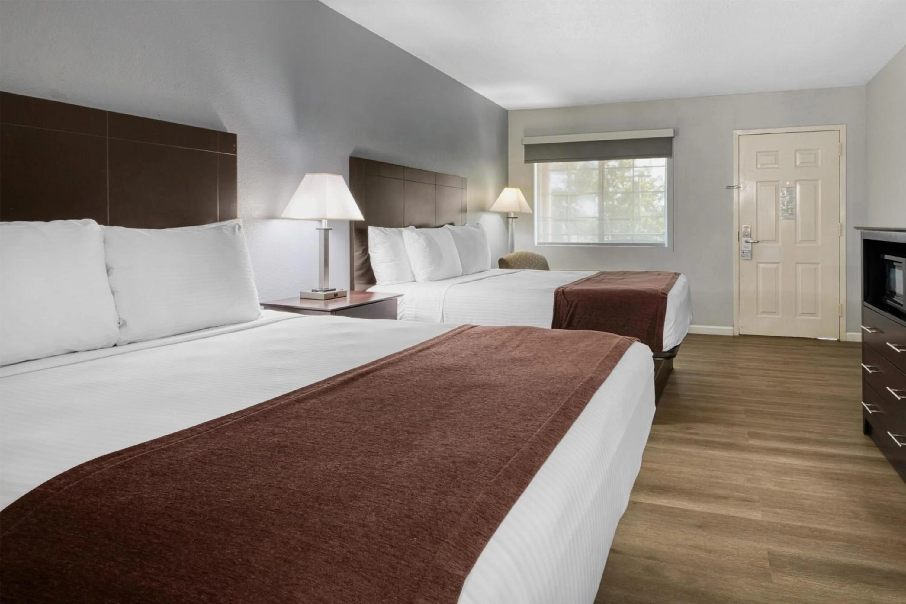 Bedroom, Bed in Best Western Lake Conroe Inn