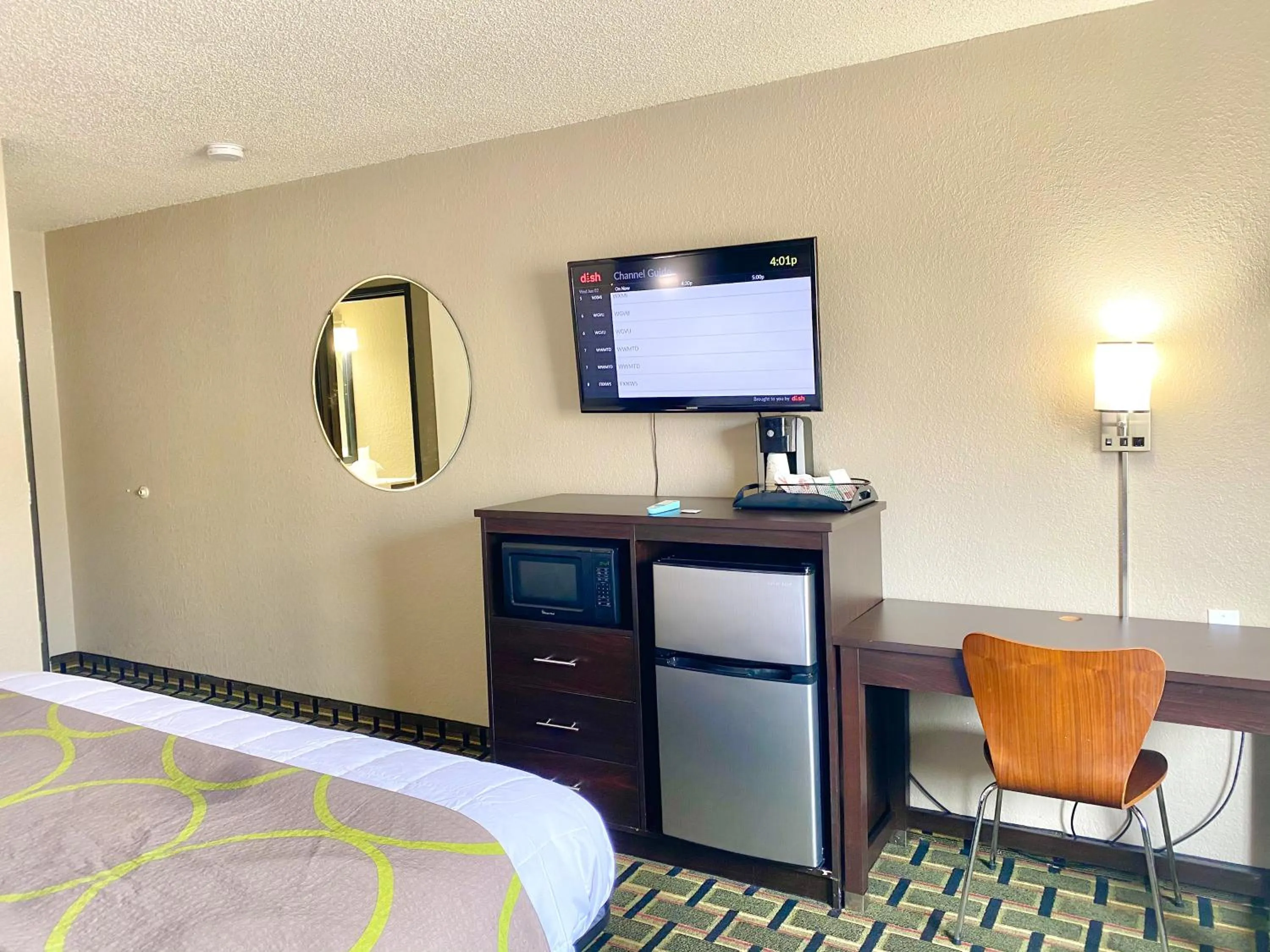 Bed in Super 8 Grand Rapids City Center