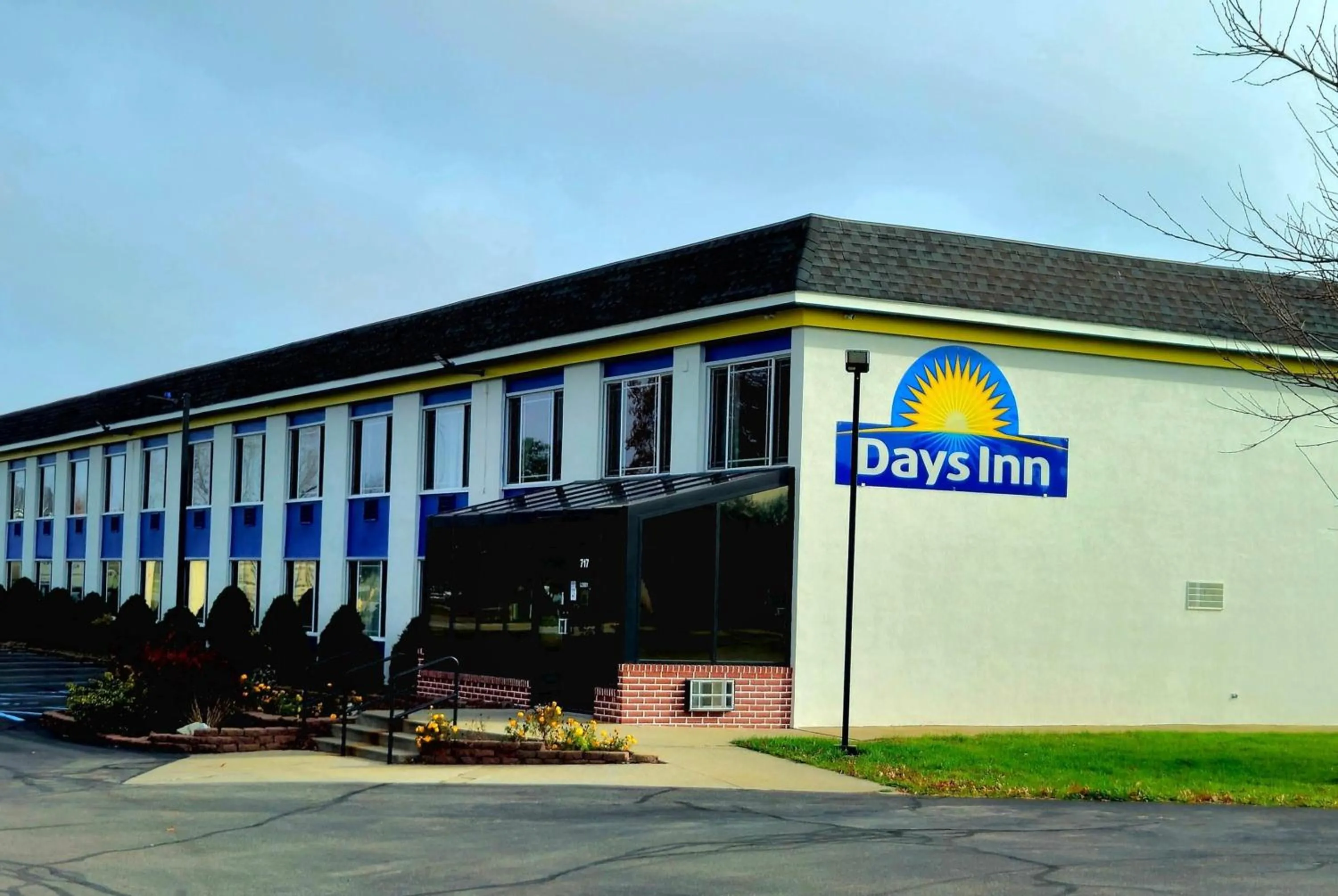 Property building in Days Inn by Wyndham Holland