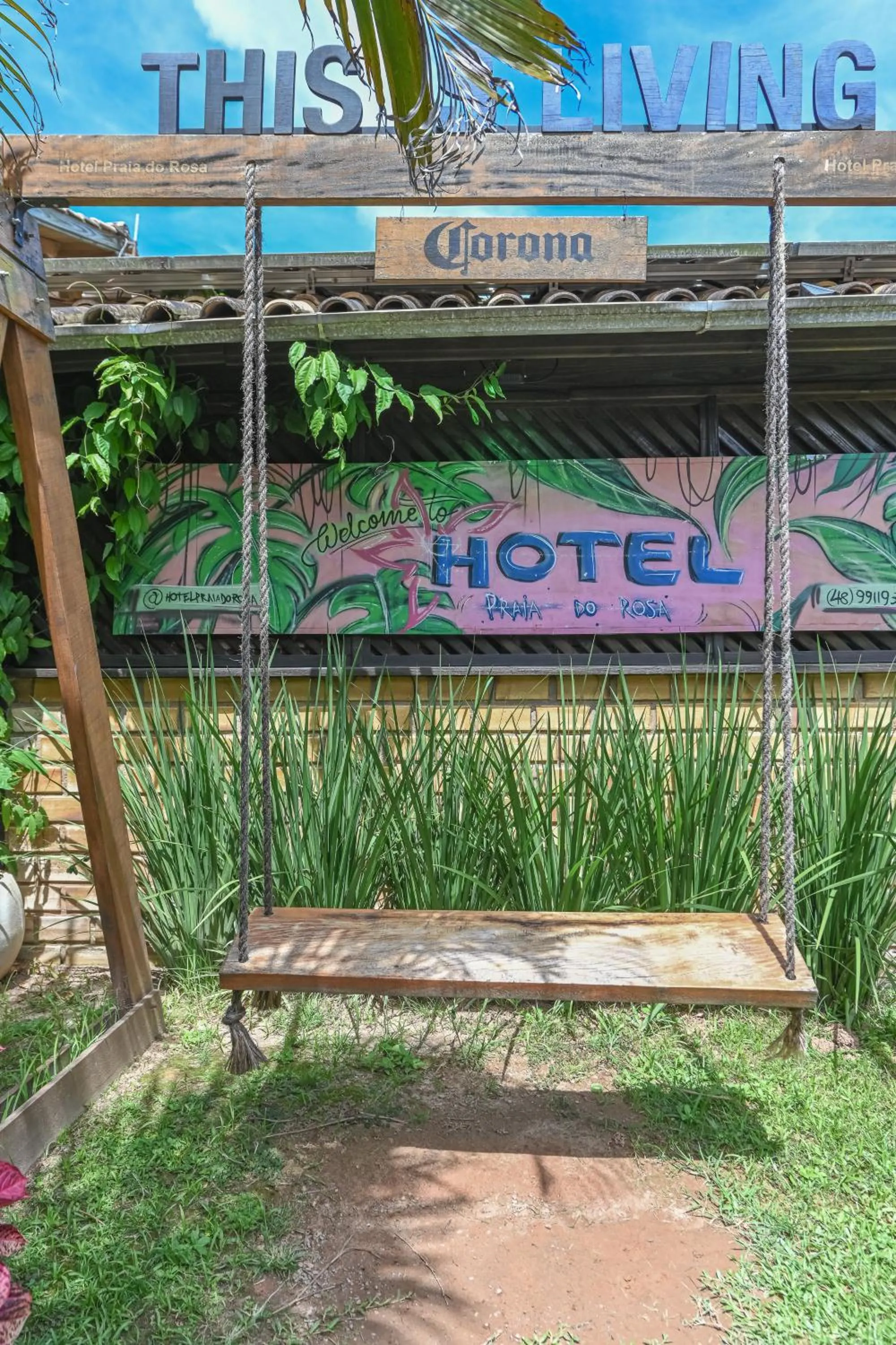 Garden in Hotel Praia Do Rosa