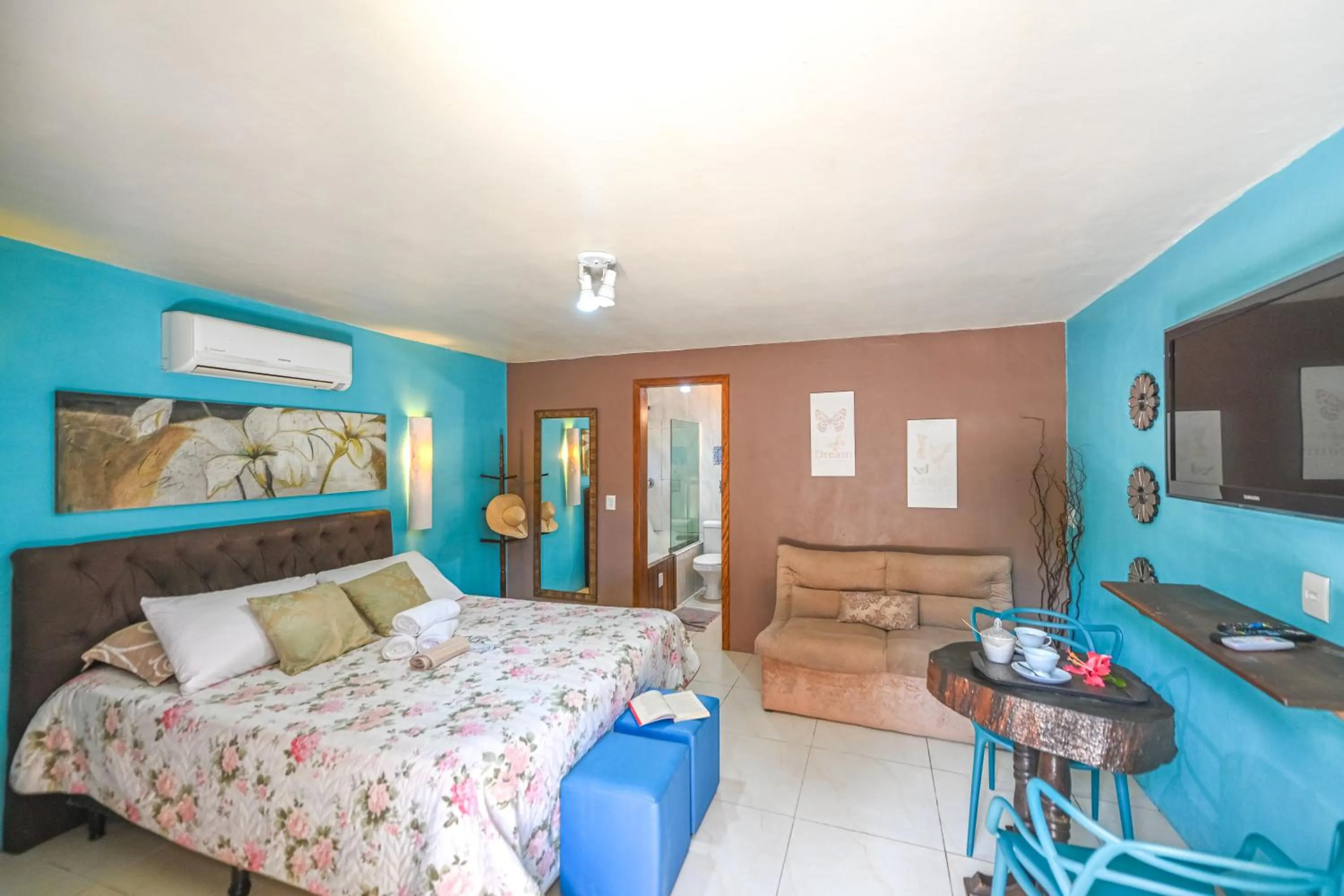 Bedroom, Bed in Hotel Praia Do Rosa