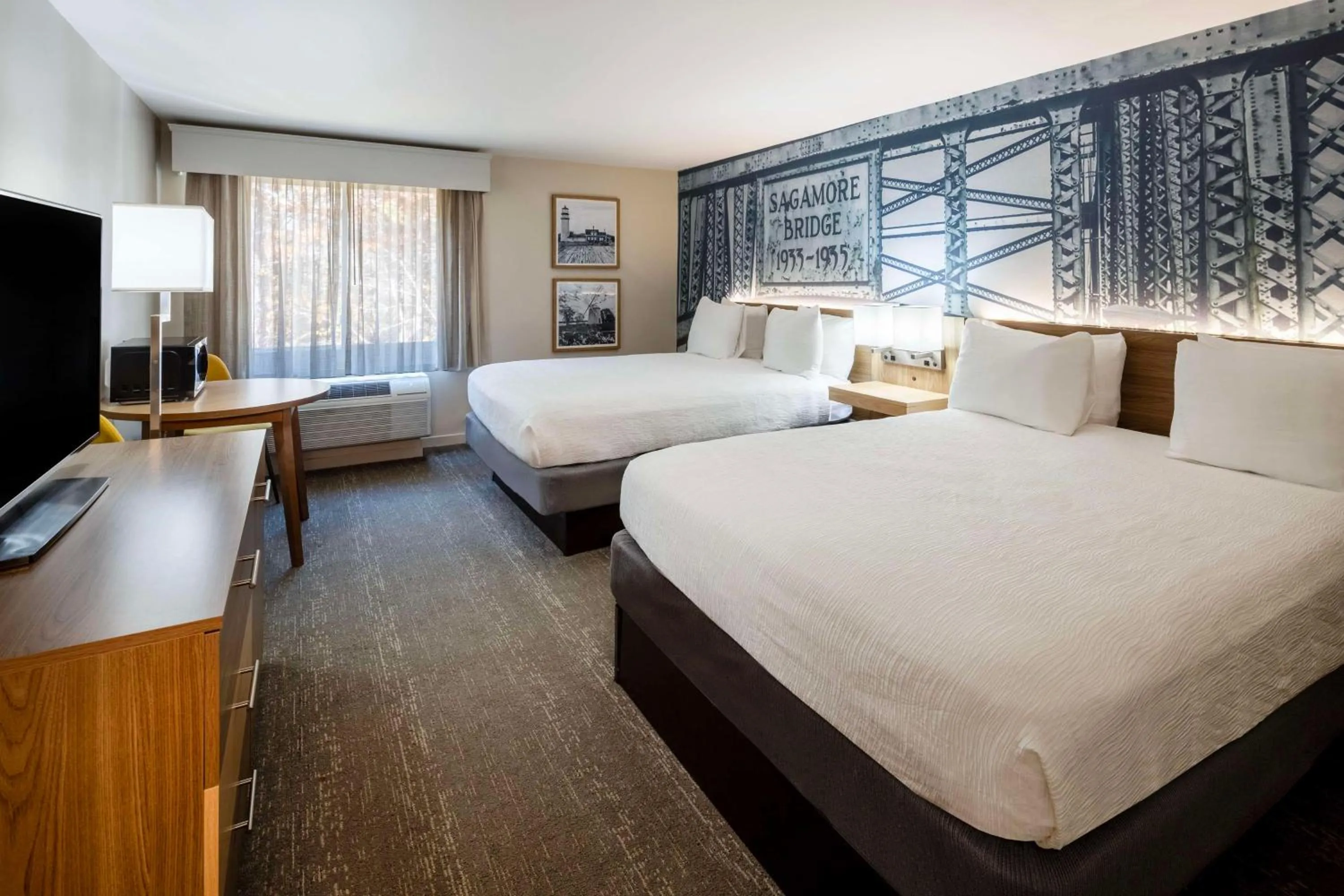 Photo of the whole room, Bed in Aiden by Best Western Cape Cod - West Yarmouth