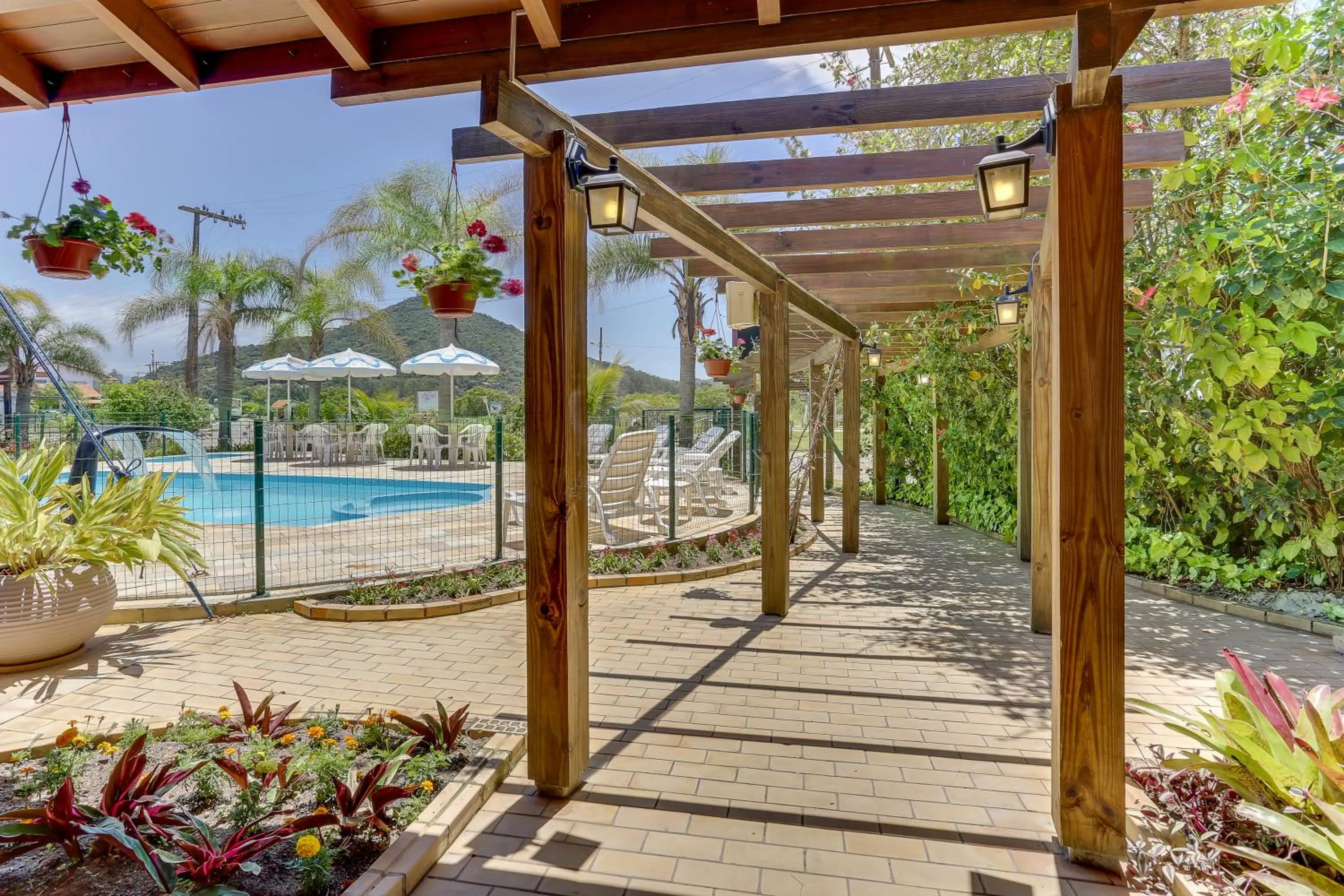 Swimming pool in Pousada Barra Mar