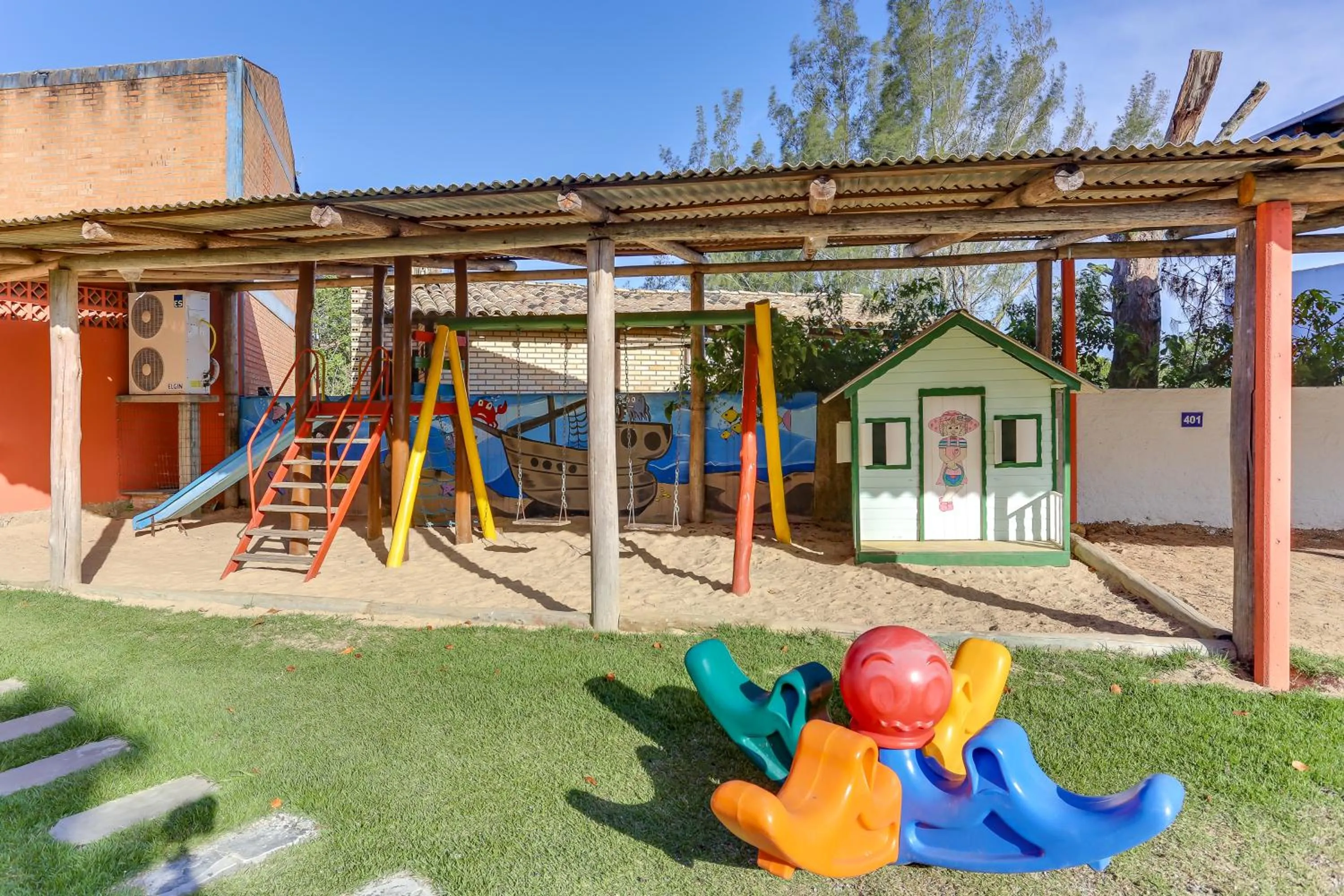 Children play ground in Pousada Barra Mar