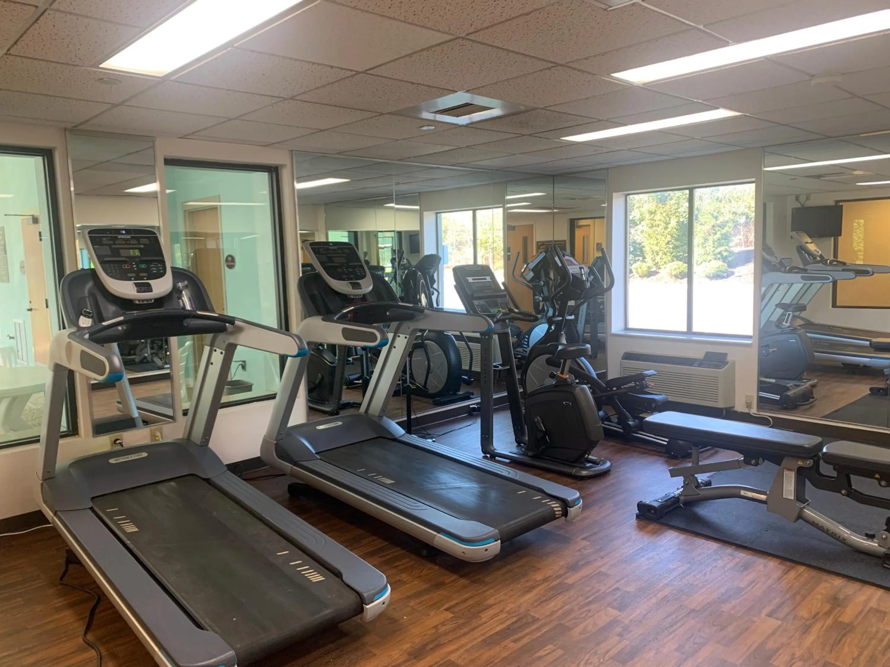 Fitness centre/facilities in Sleep Inn Carlisle South