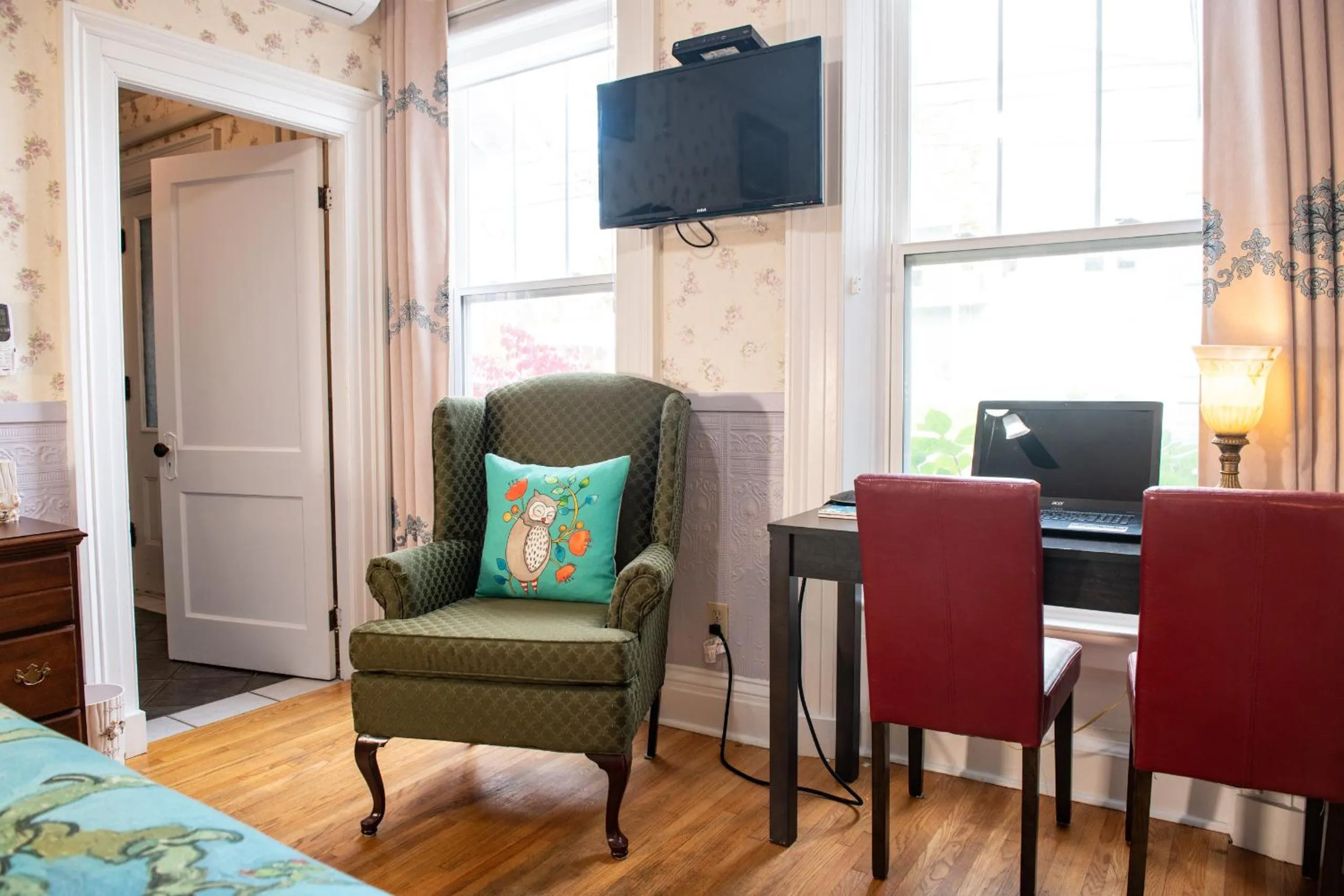 Prince Street Suites