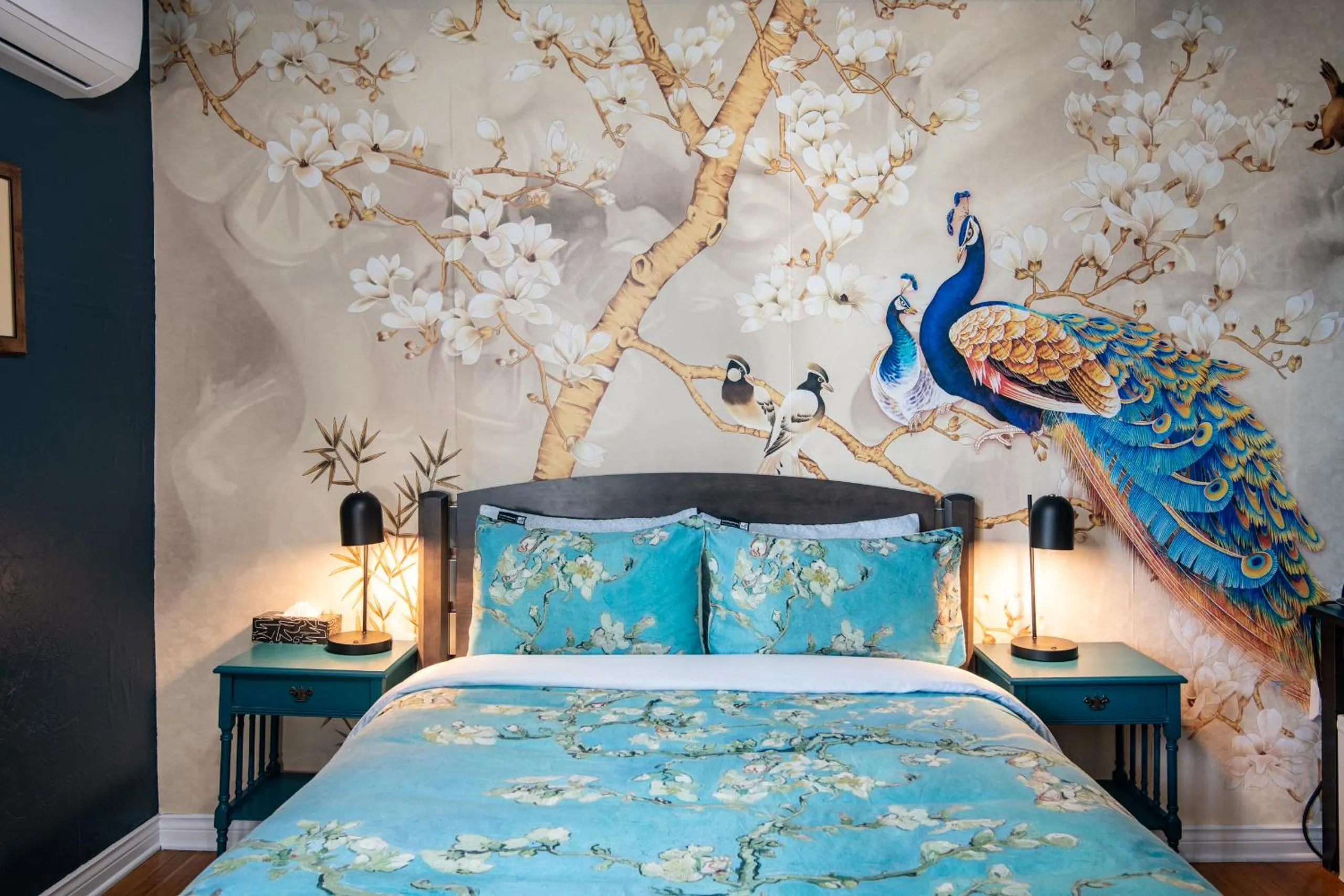 Bed in Prince Street Suites