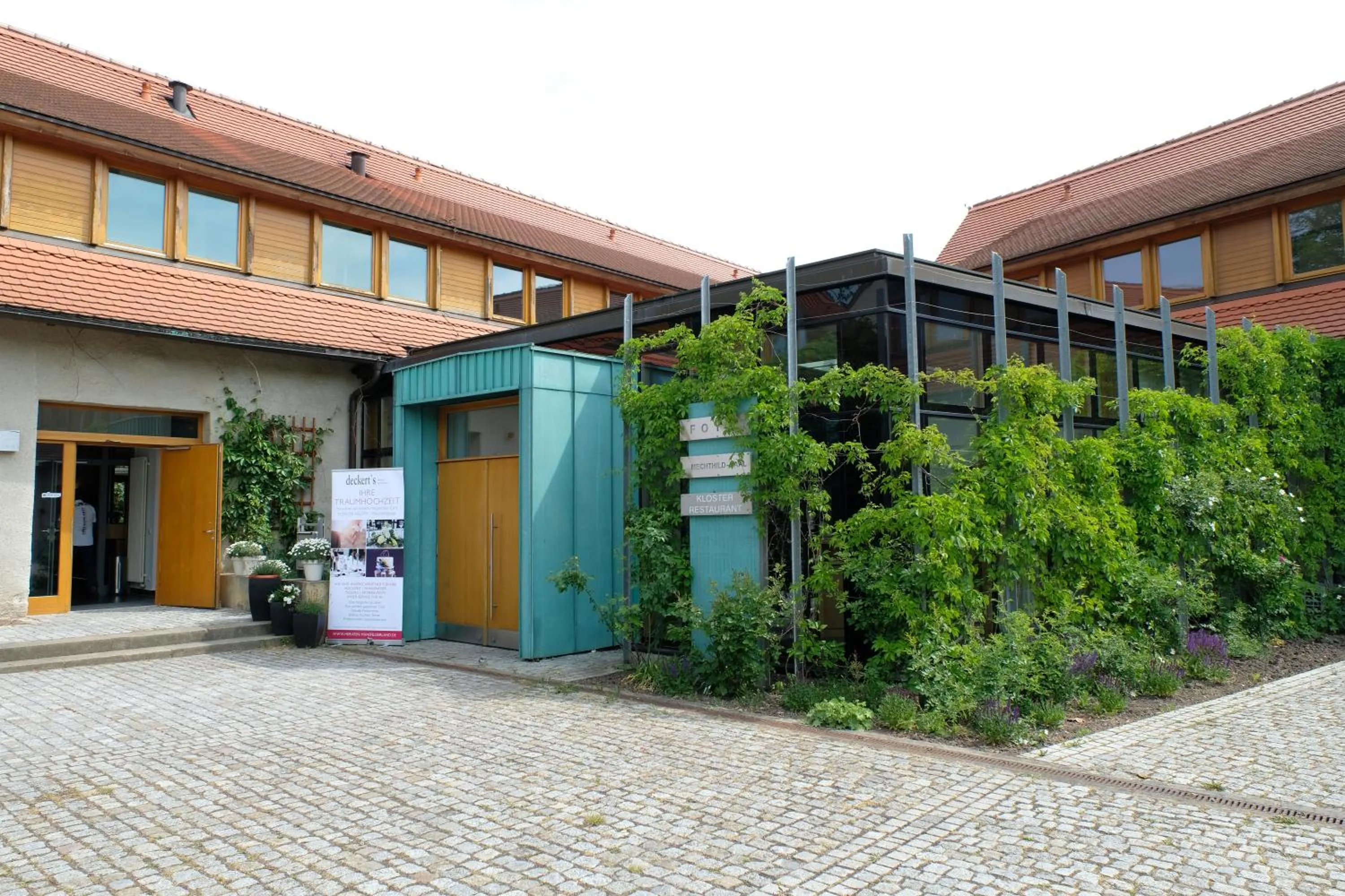 Property building in deckert`s Hotel an der Klosterpforte