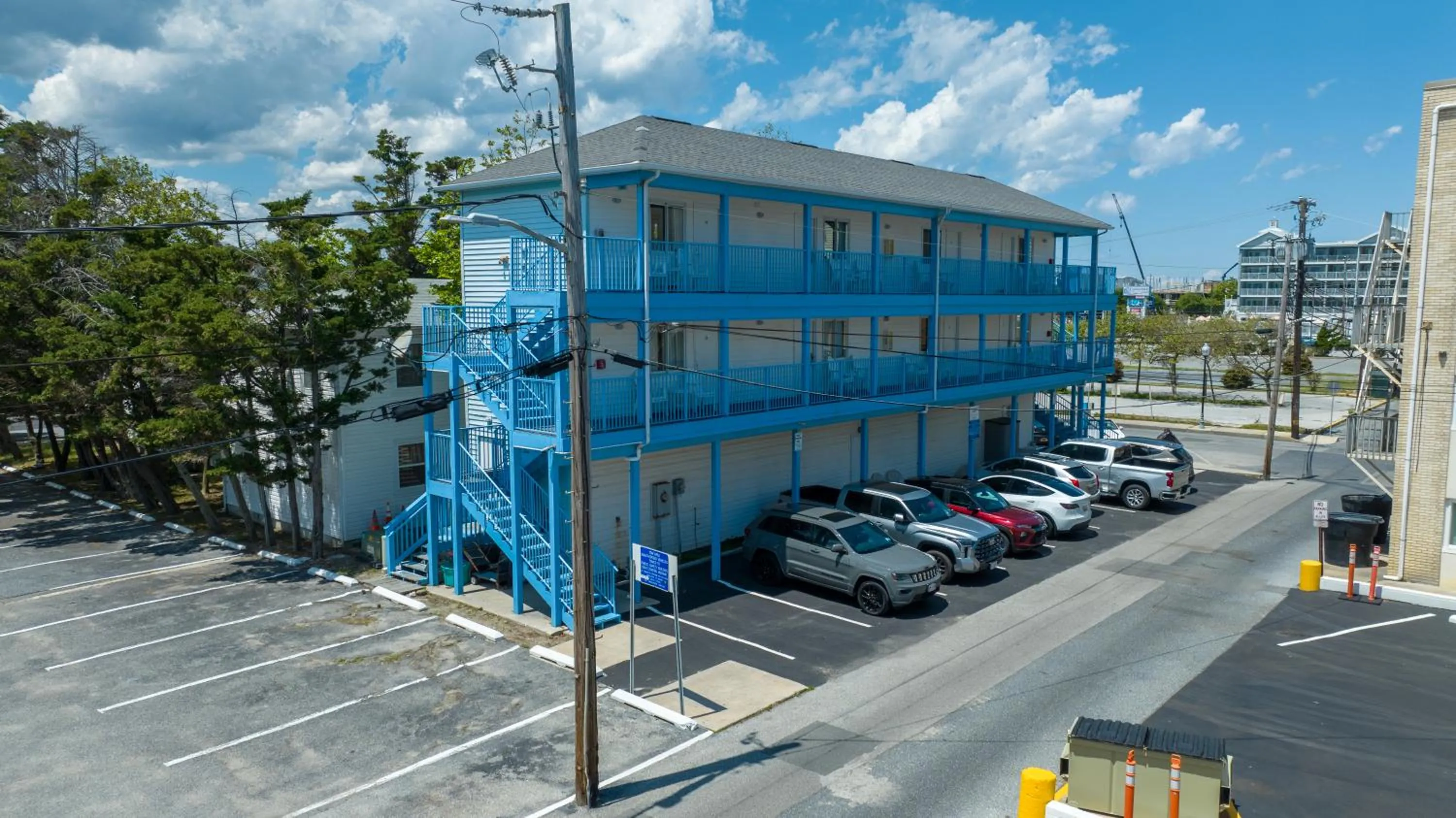 Property building in Safari Hotel Boardwalk