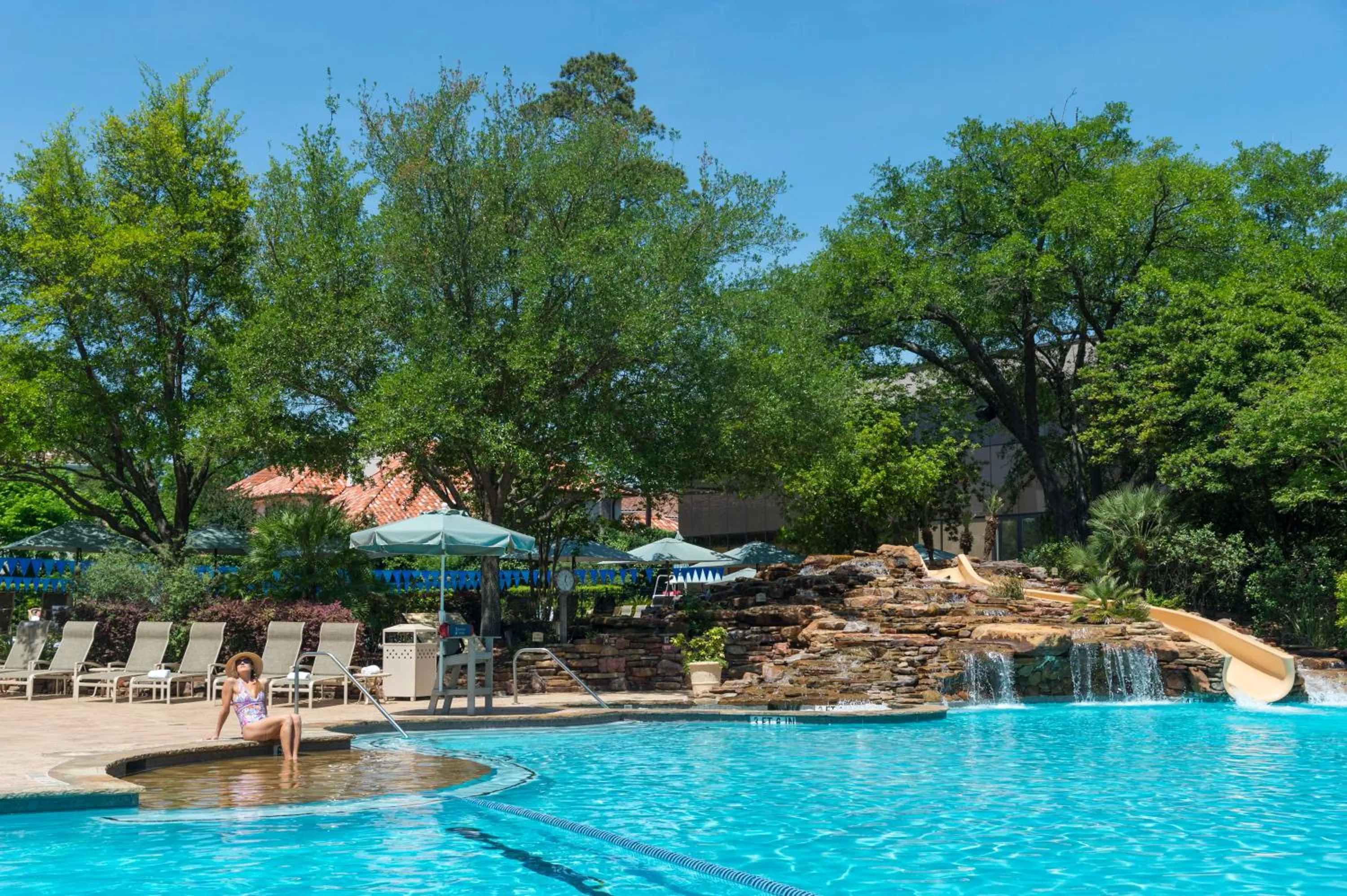 Swimming pool in The Houstonian Hotel, Club & Spa
