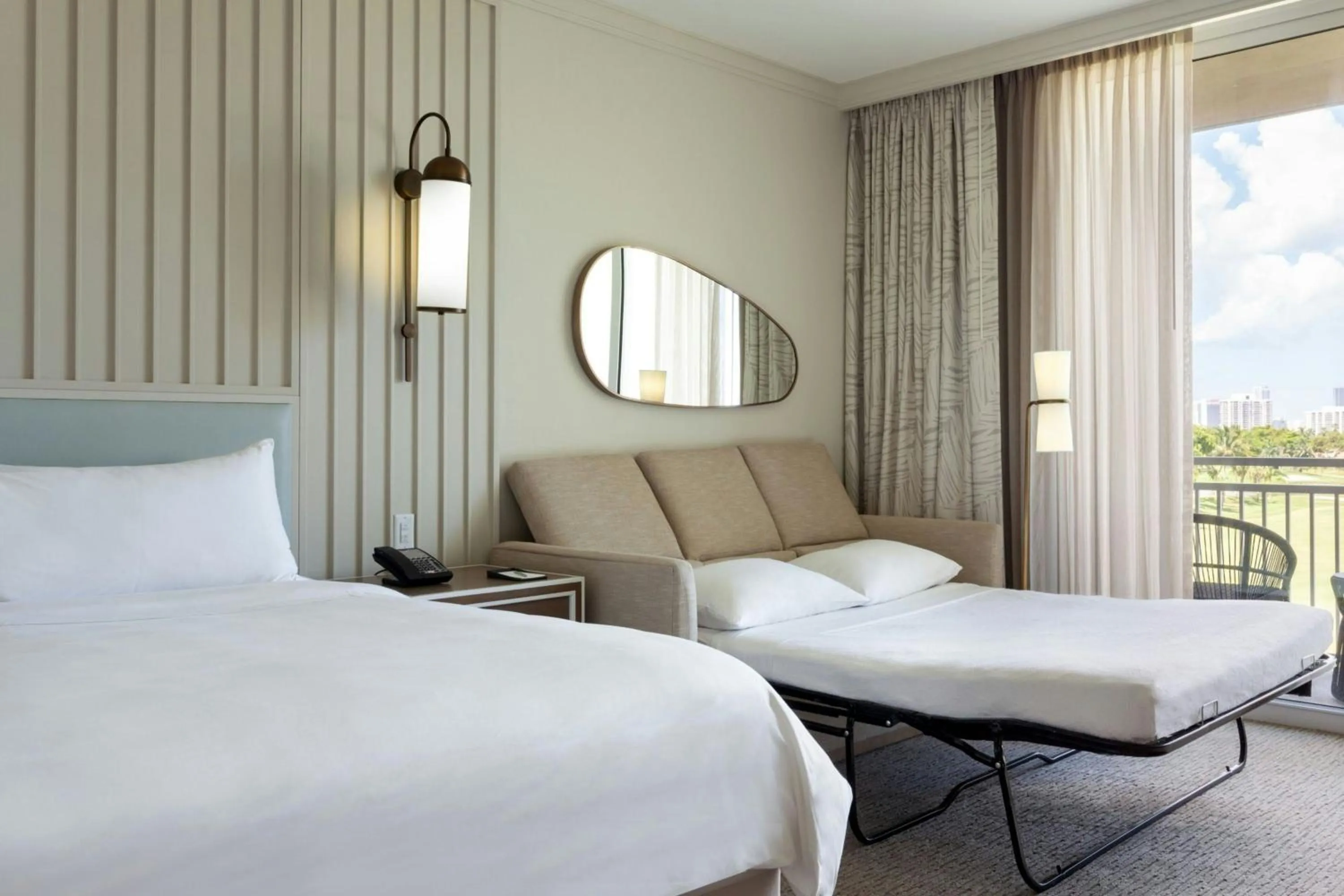 Bedroom, Bed in JW Marriott Miami Turnberry Resort & Spa