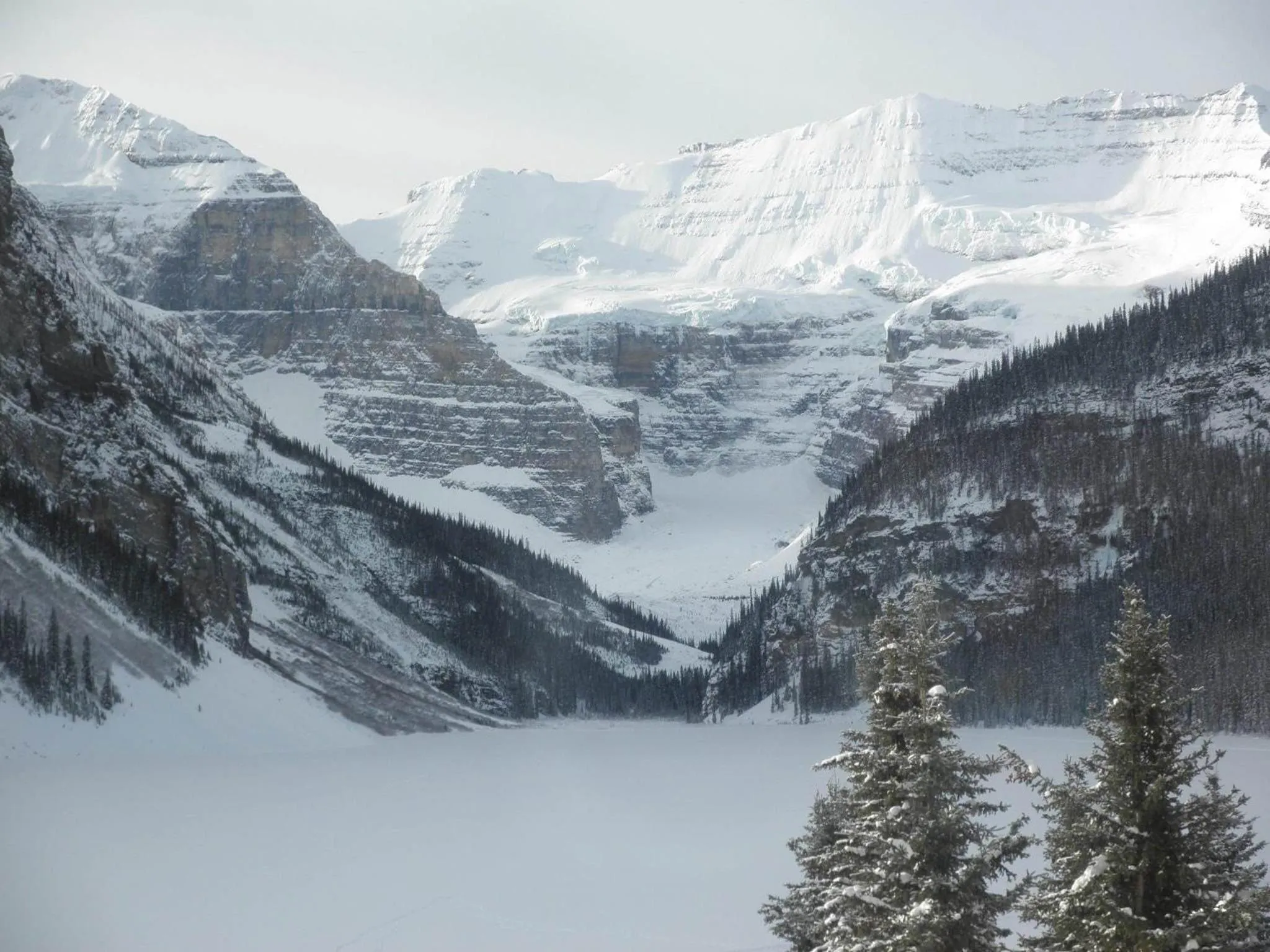Mountain view in Valemount Vacation Inn