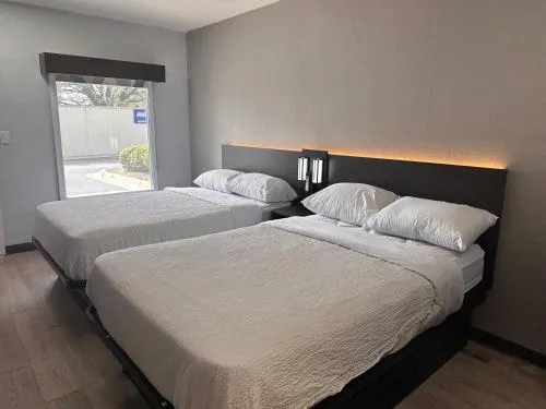 Studio 6 Suites Jacksonville, NC