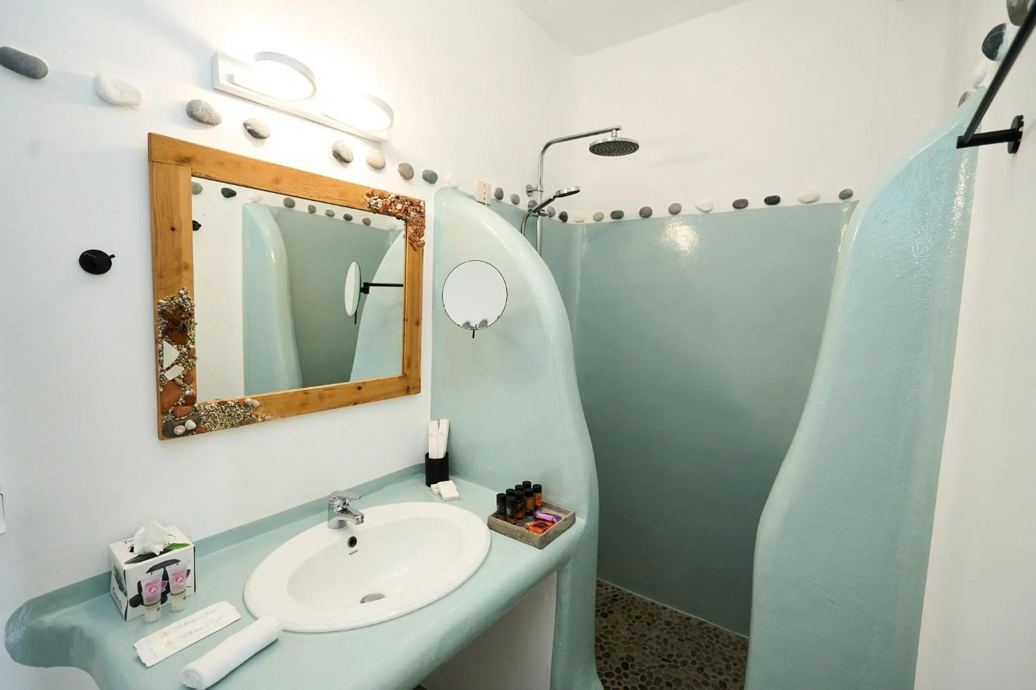 Shower in Bellissimo Resort