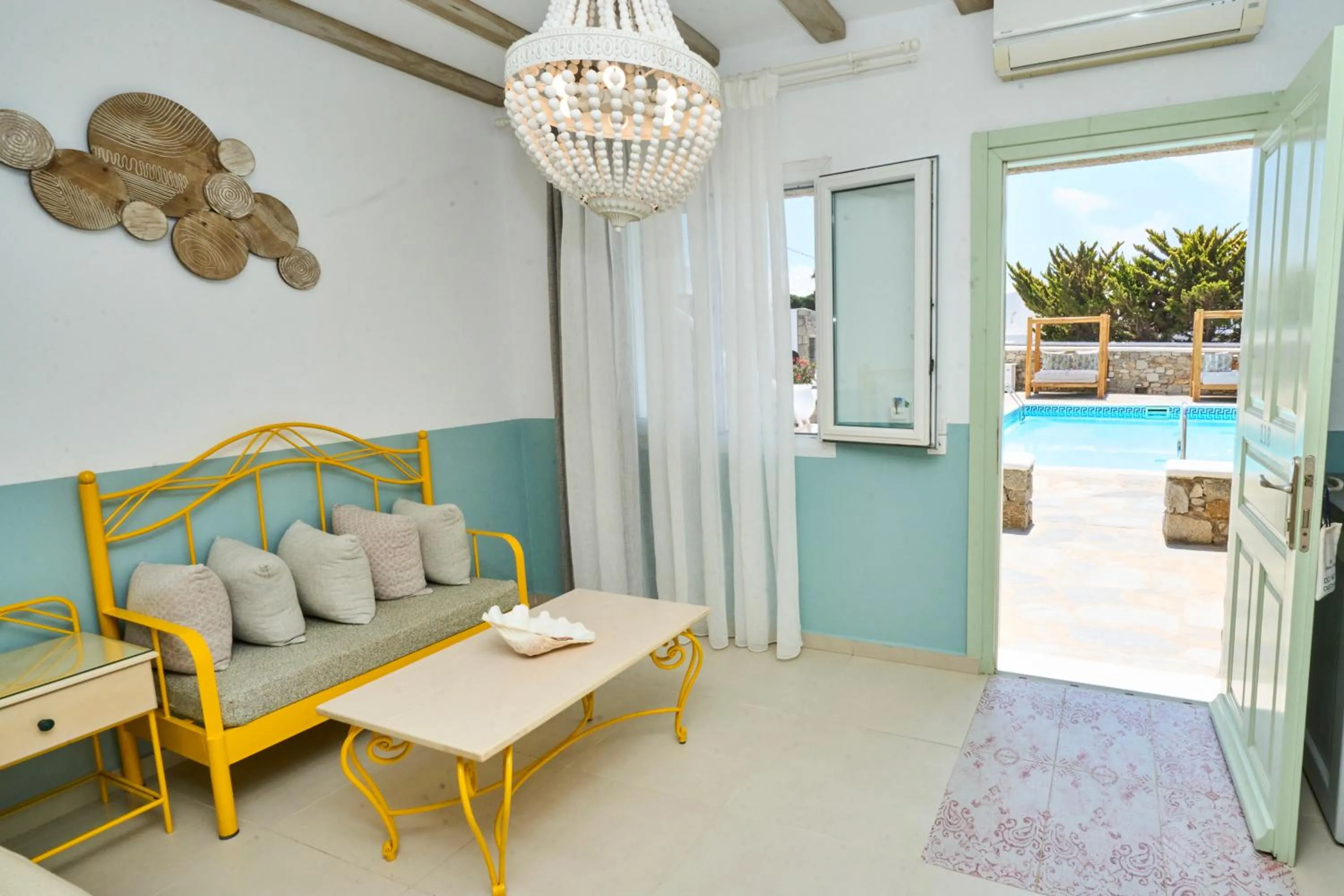 Living room in Bellissimo Resort