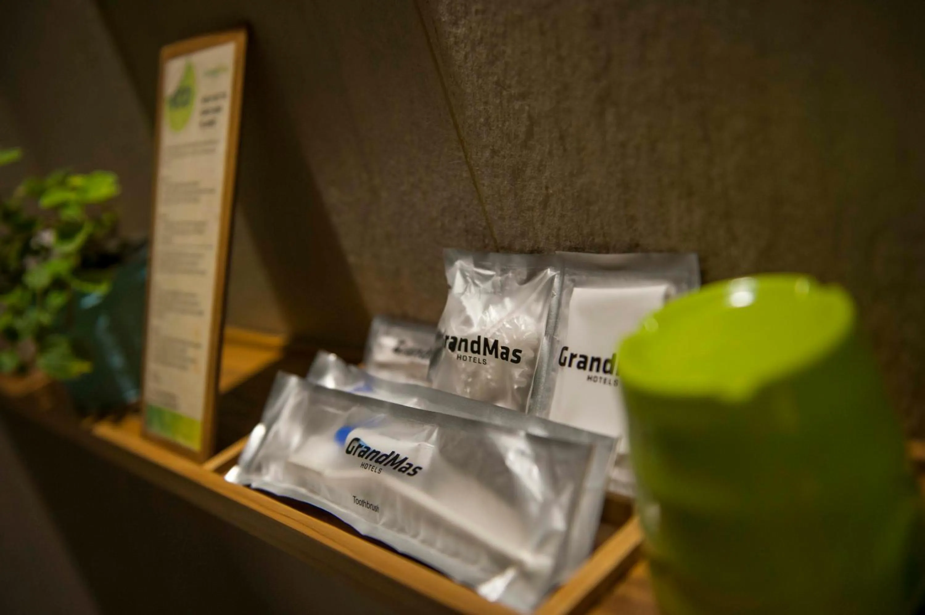 Coffee/tea facilities in Grandmas Plus Hotel Seminyak