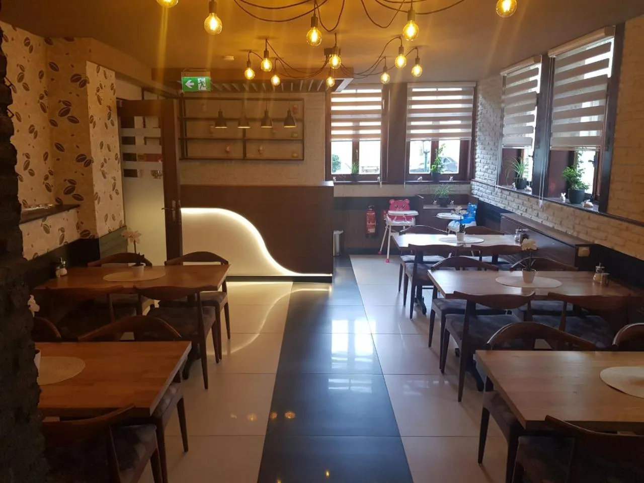 Restaurant/places to eat in Hotel im Anker