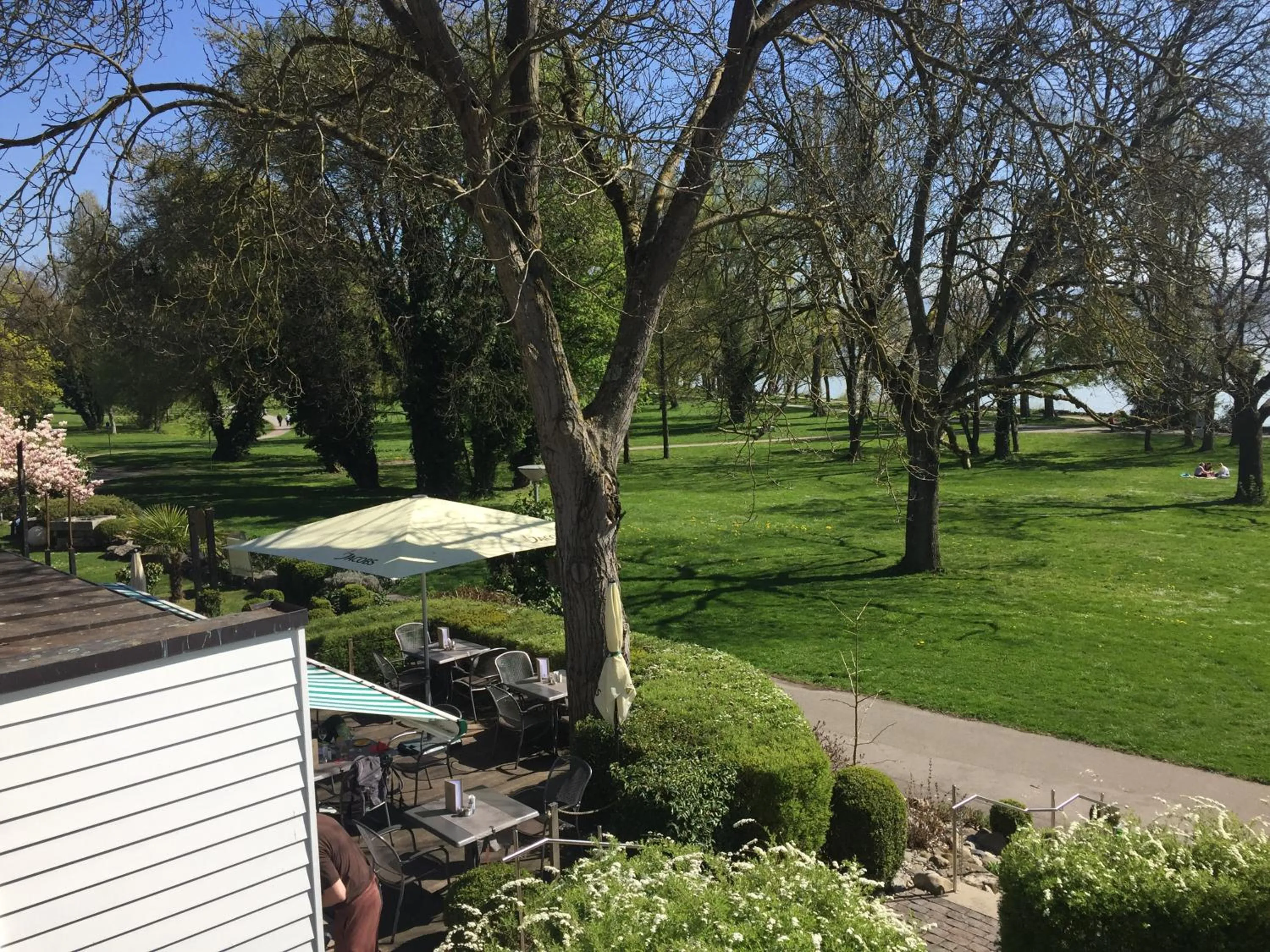 Garden view in Iris am See garni