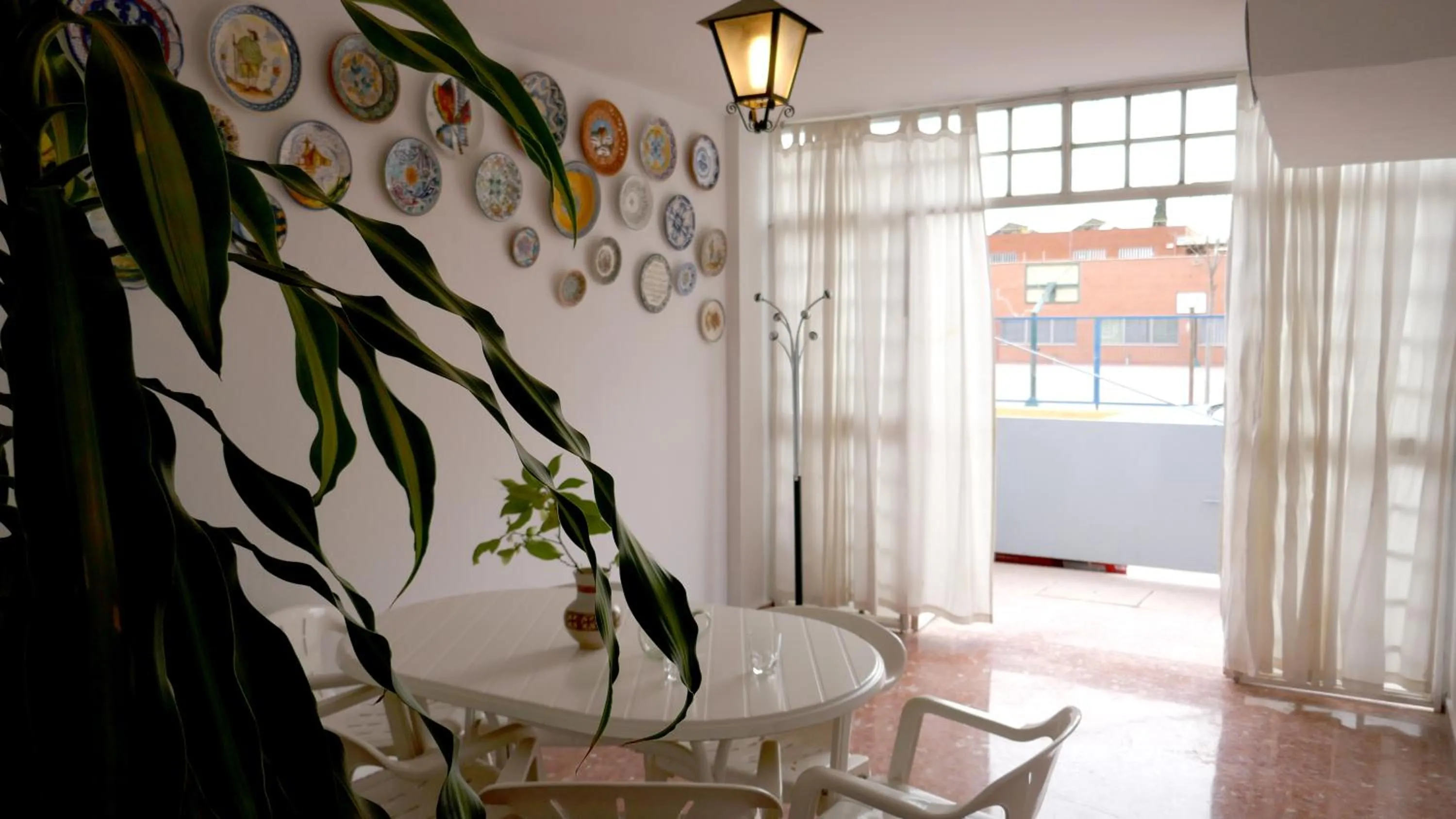 Casa Soleada Calle Tranquila Junto a FIBES