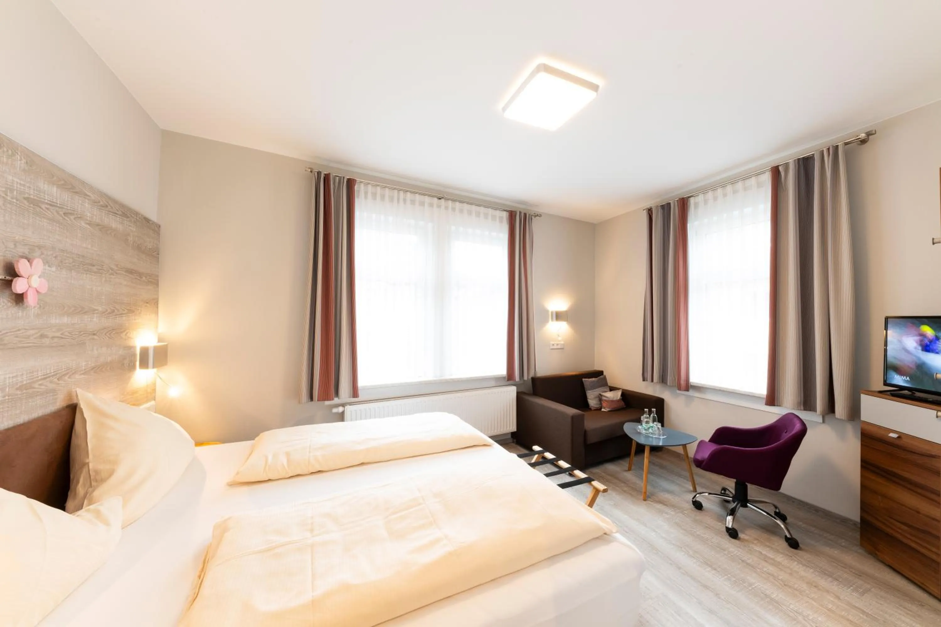 Bed in Hotel Stadt Suhl