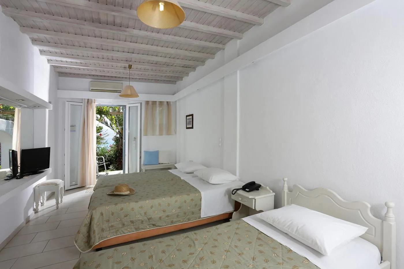 Bedroom in Albatros Club Mykonos