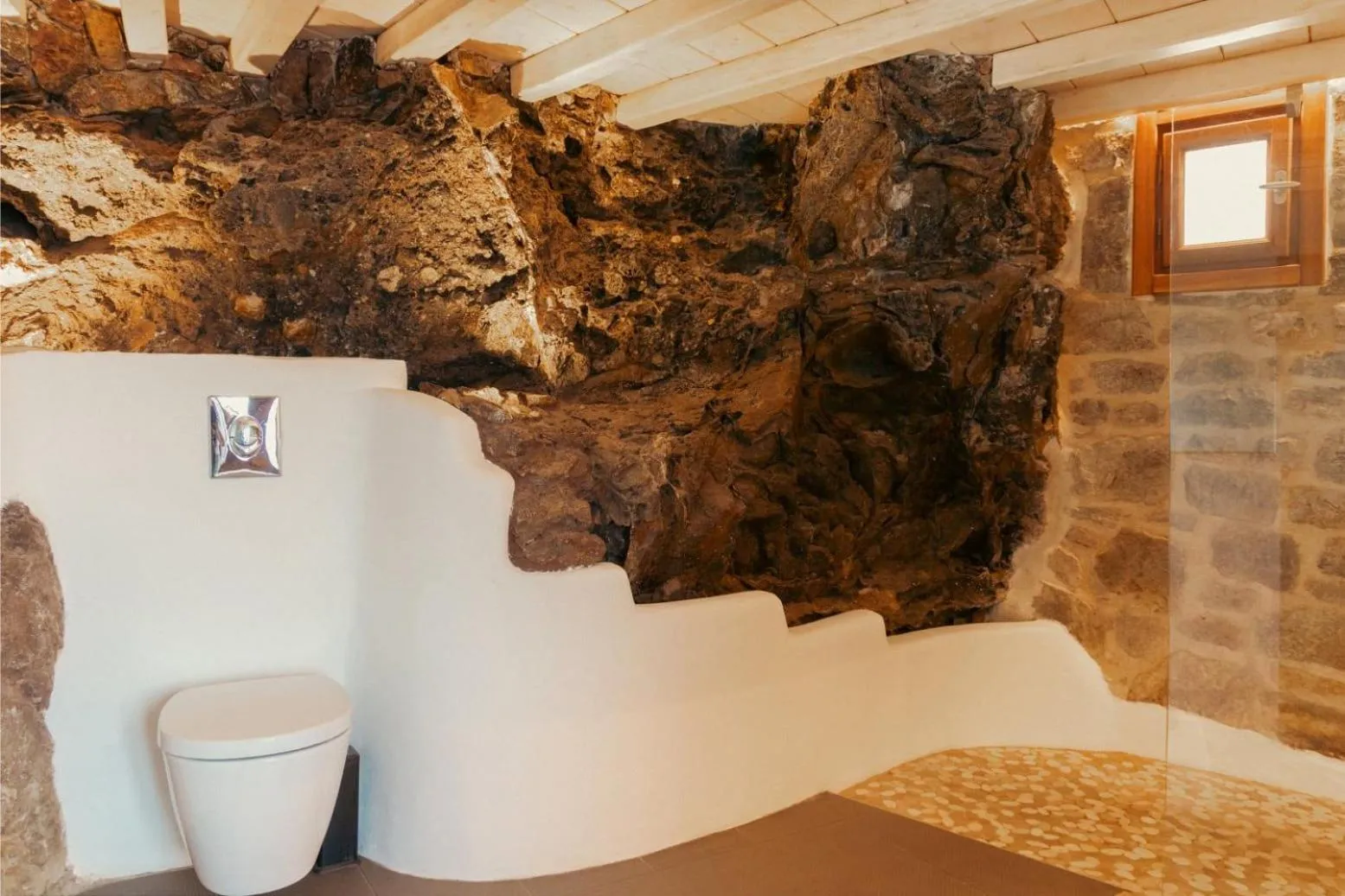 Shower in Albatros Club Mykonos