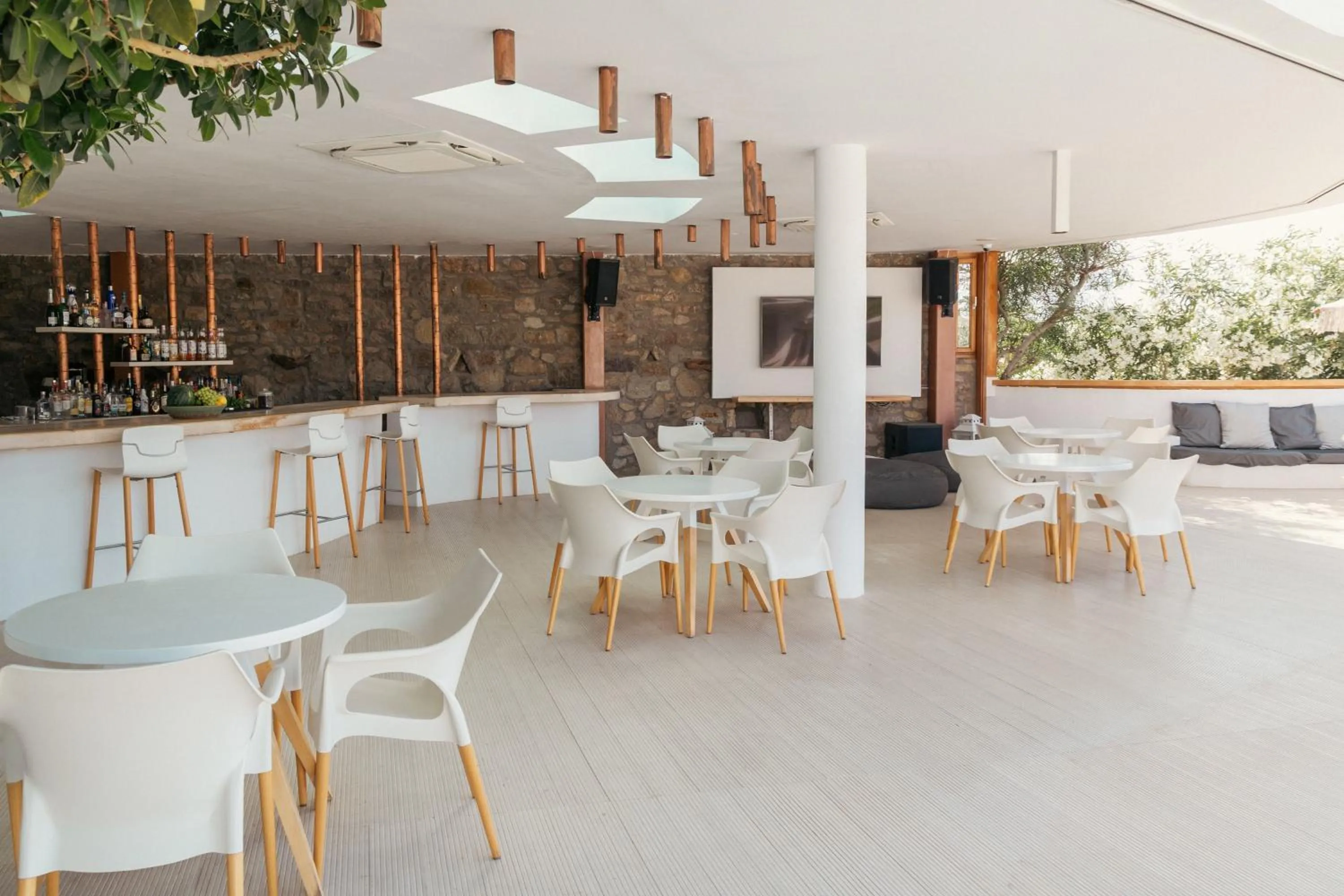 Lounge or bar in Albatros Club Mykonos