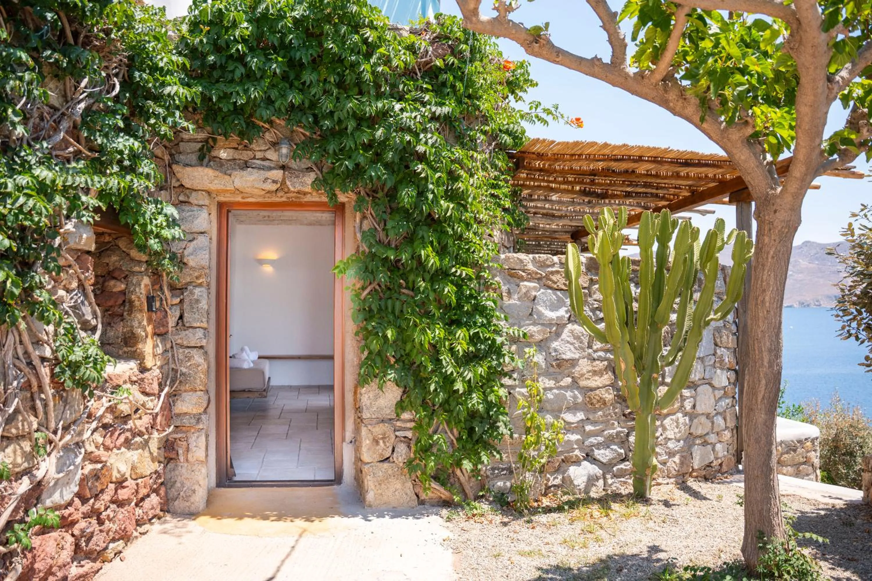 Albatros Club Mykonos