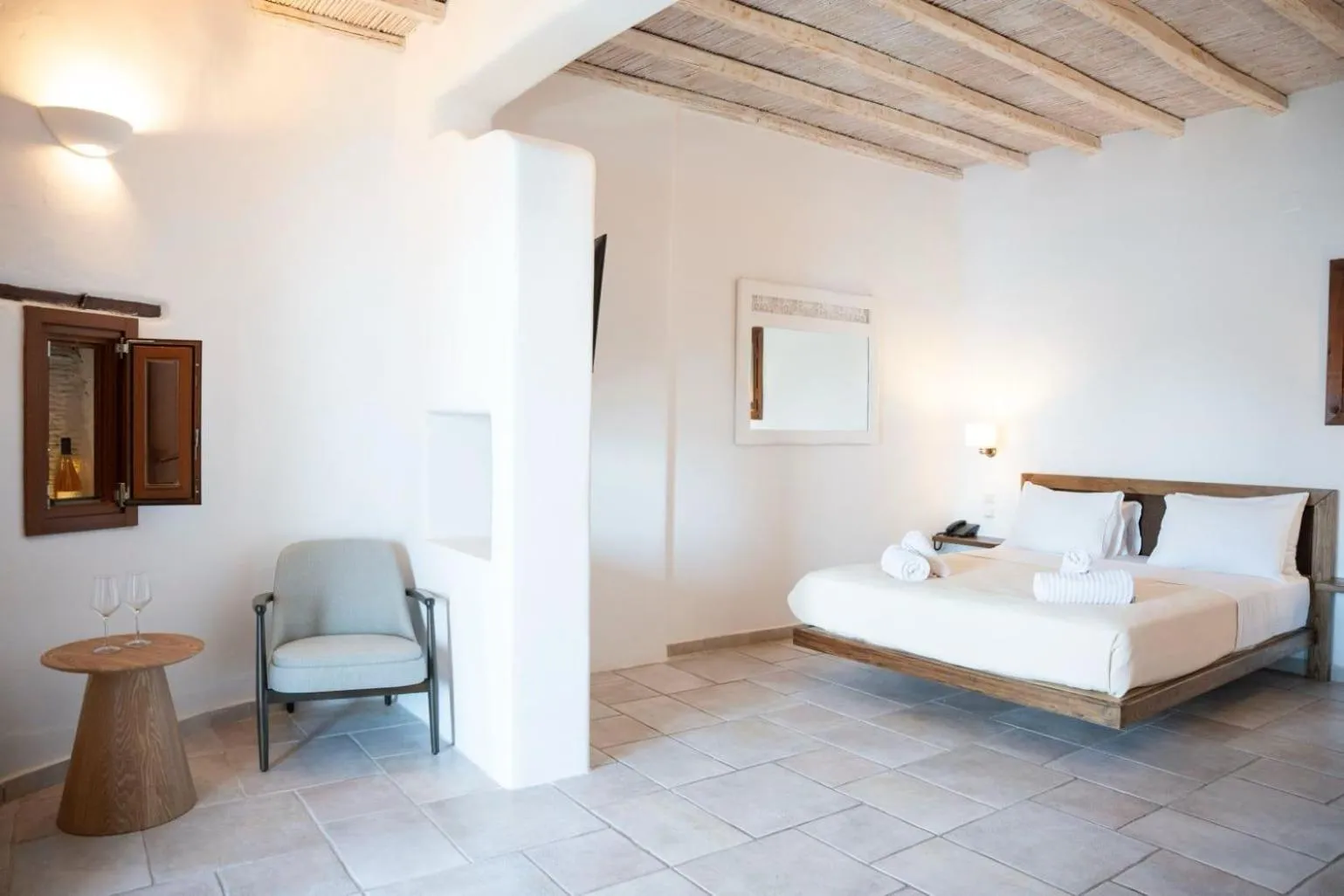 Bed in Albatros Club Mykonos