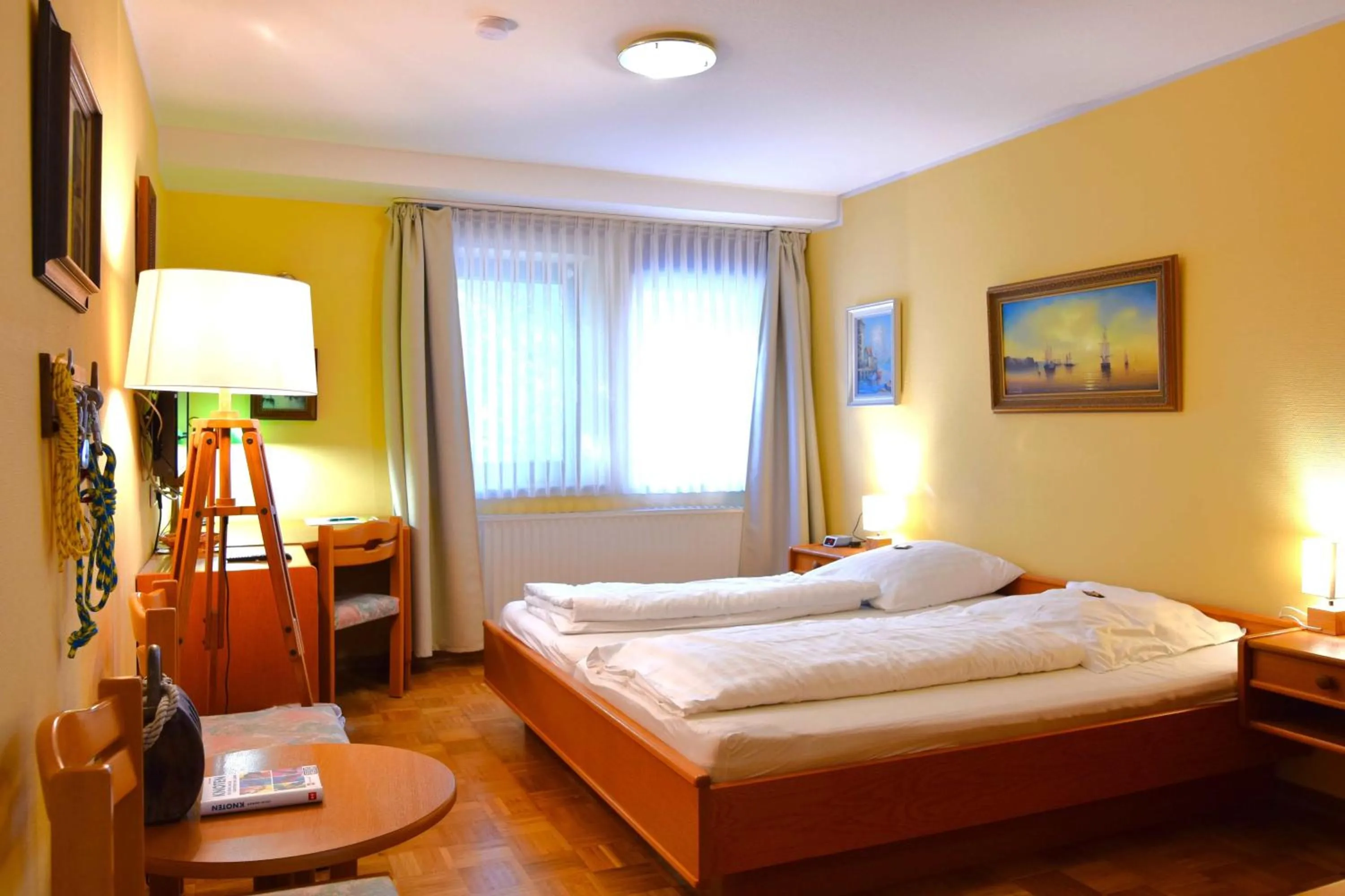 Photo of the whole room, Bed in Hotel-Restaurant Zum Goldenen Stern