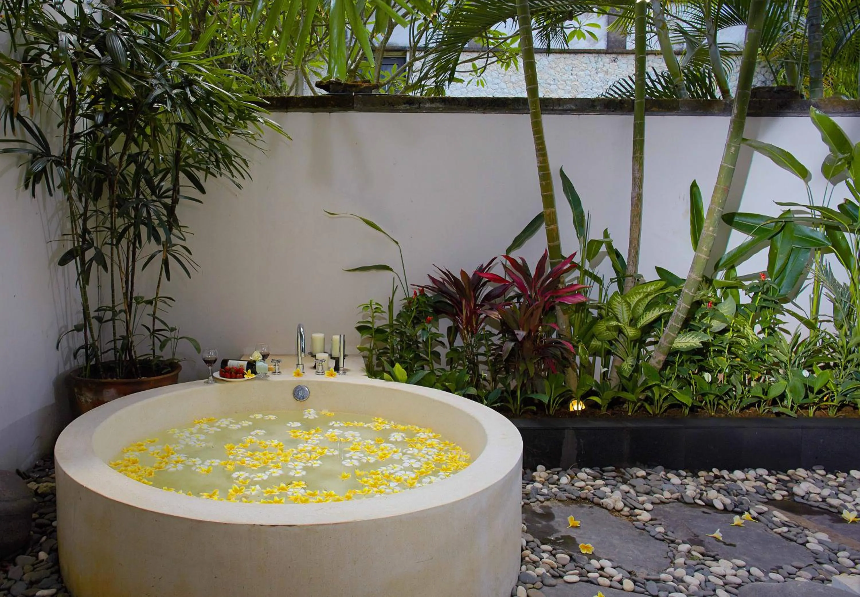 Garden in Temple Hill Residence Villa