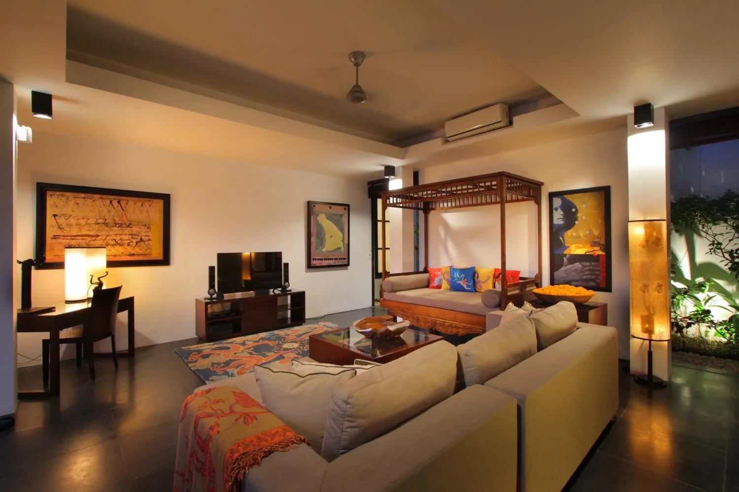Property building, Bed in Temple Hill Residence Villa