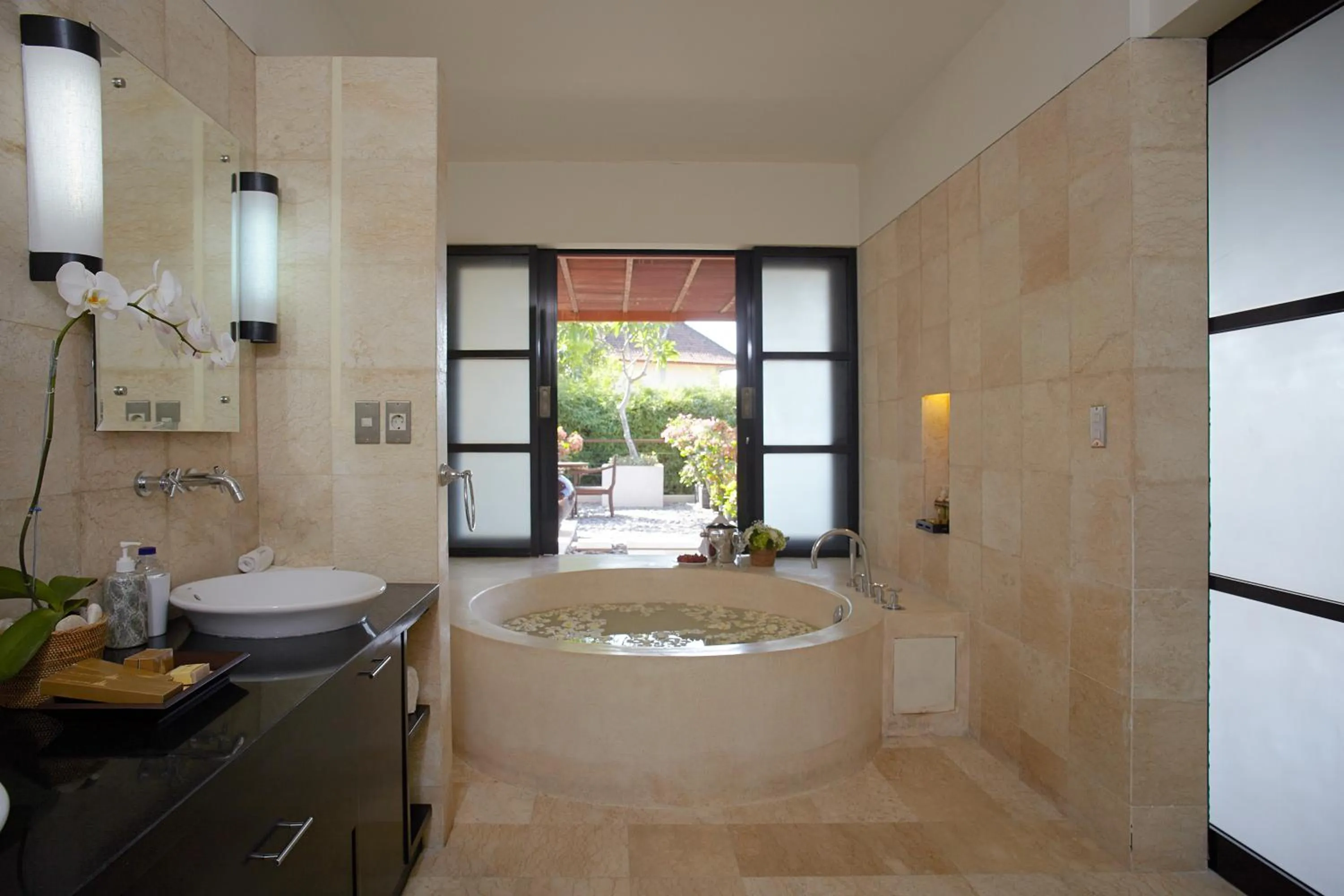 Bathroom in Temple Hill Residence Villa