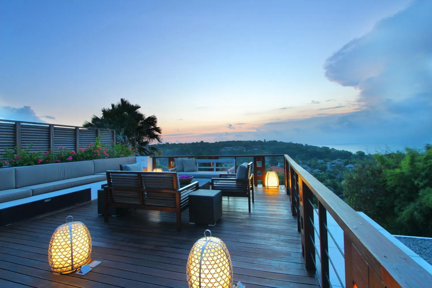 Property building in Temple Hill Residence Villa