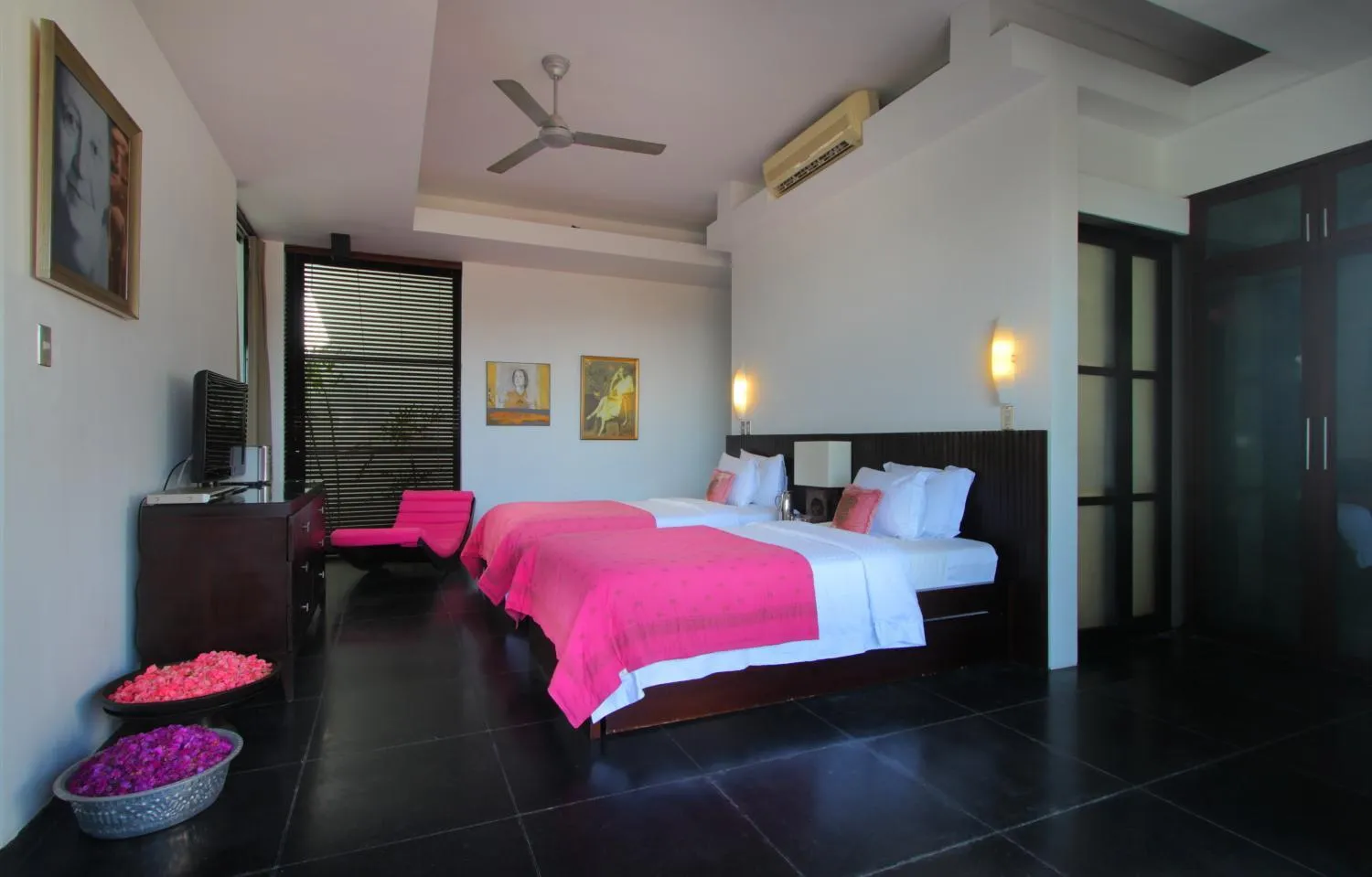 Property building, Bed in Temple Hill Residence Villa