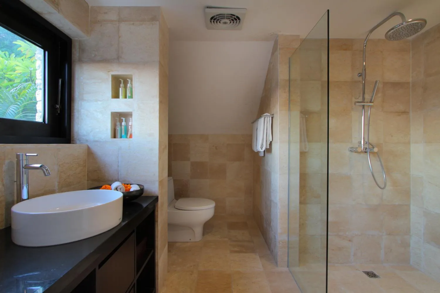 Property building in Temple Hill Residence Villa