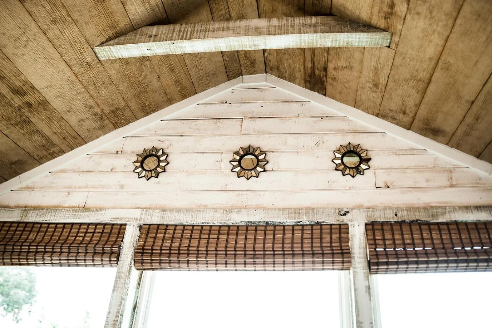 Decorative detail in The Alexander at Creek Road