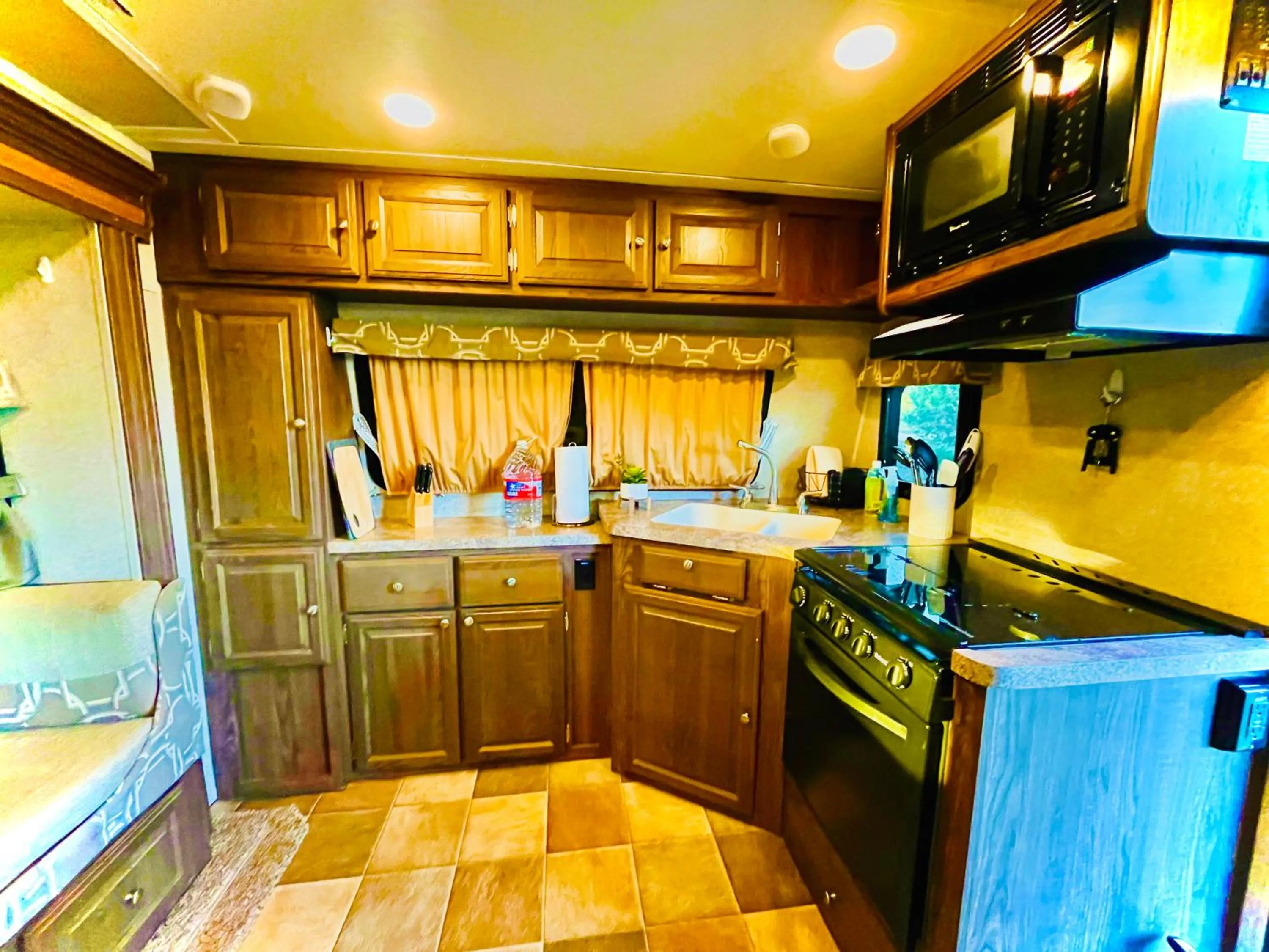 minibar in The Alexander at Creek Road