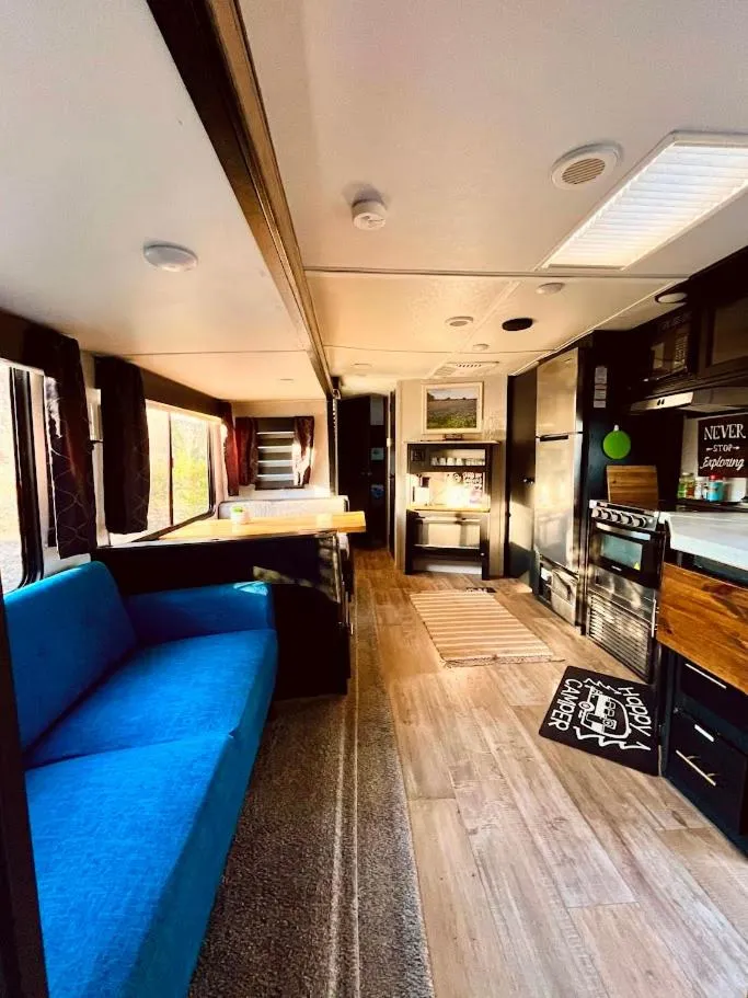 The Alexander at Creek Road