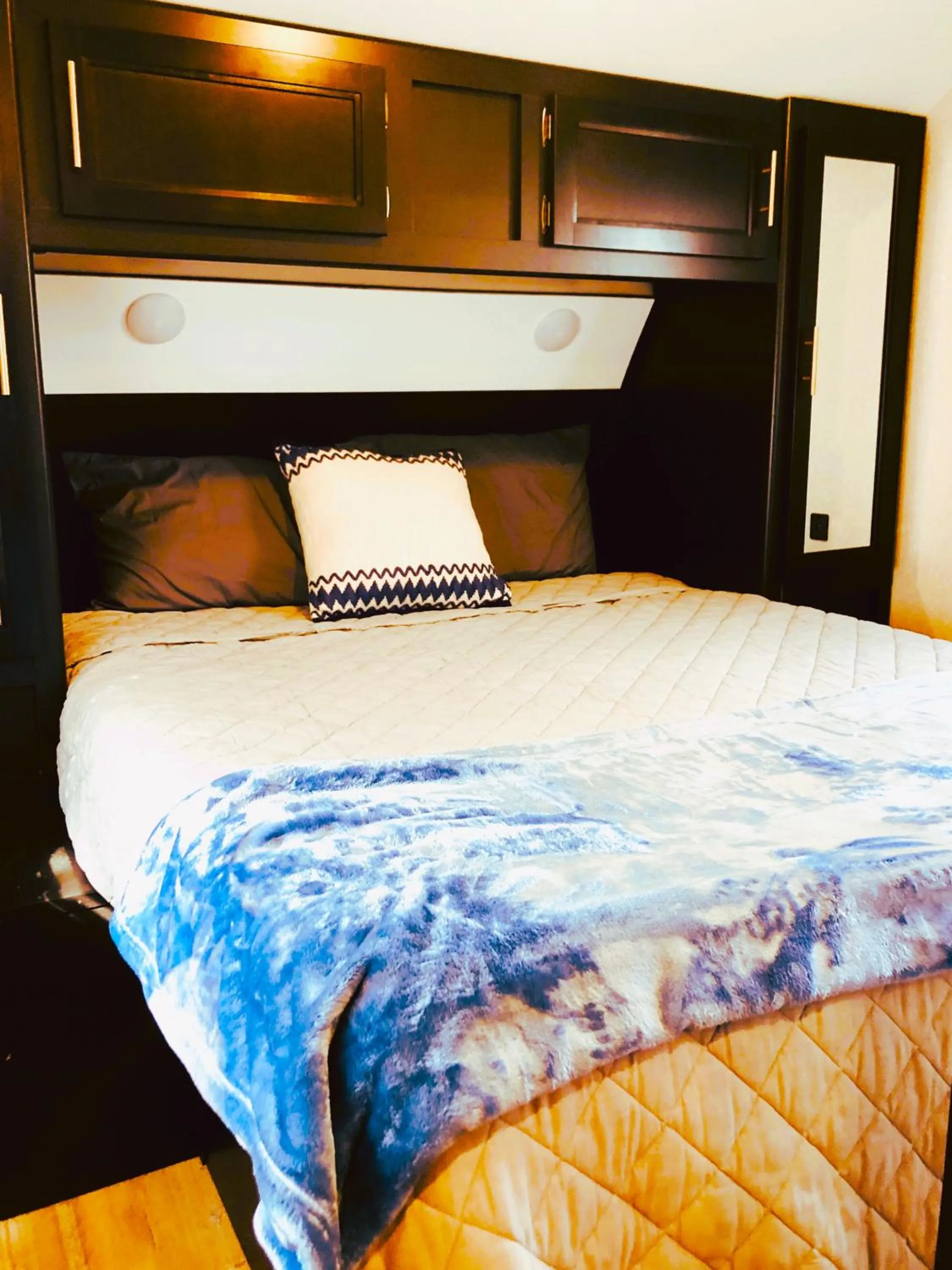 Bed in The Alexander at Creek Road