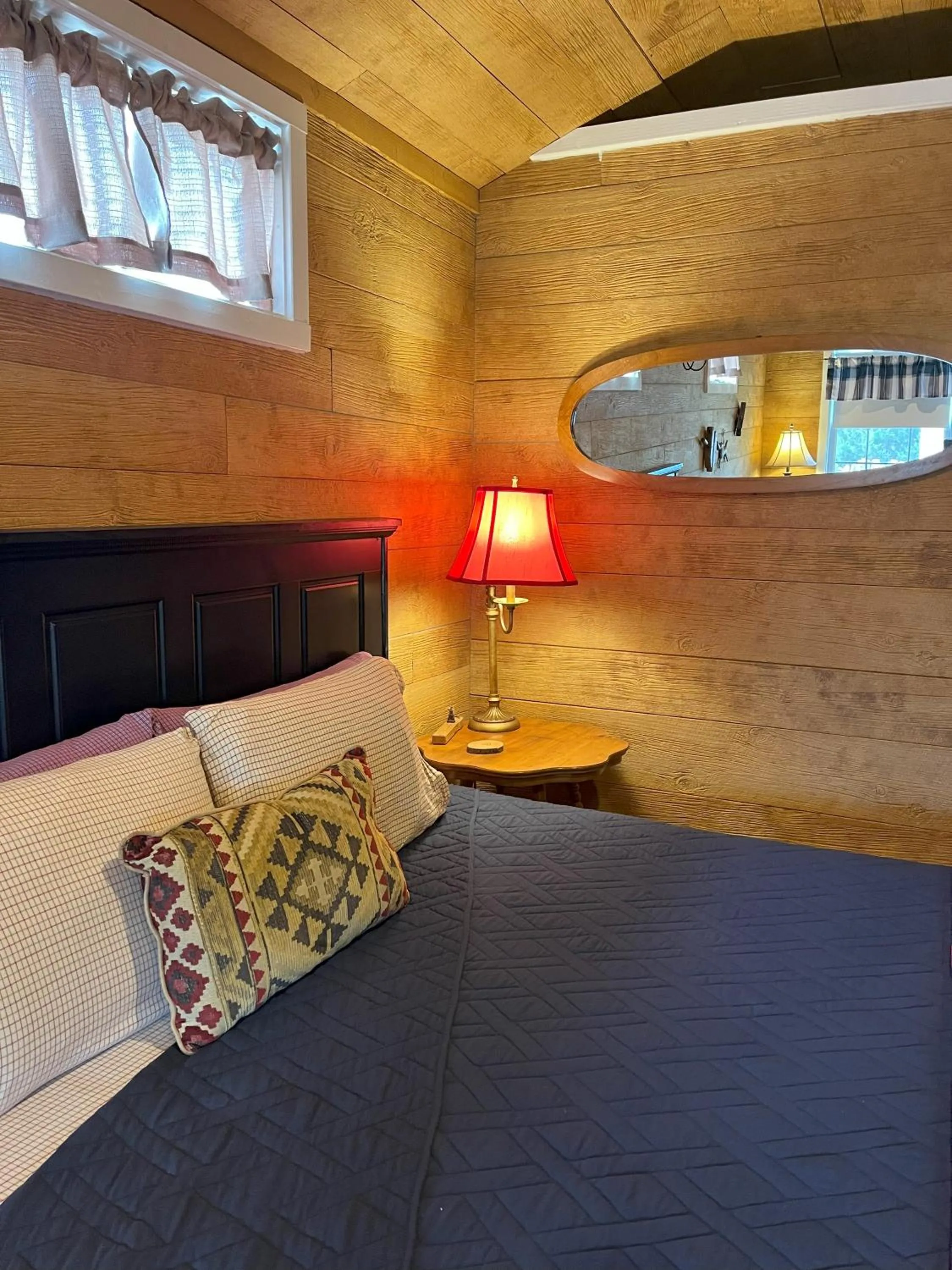 Decorative detail, Bed in The Alexander at Creek Road