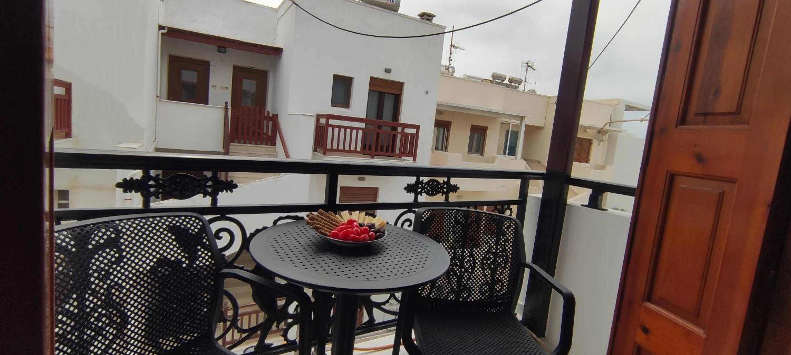 Day in Kapetanos Rooms