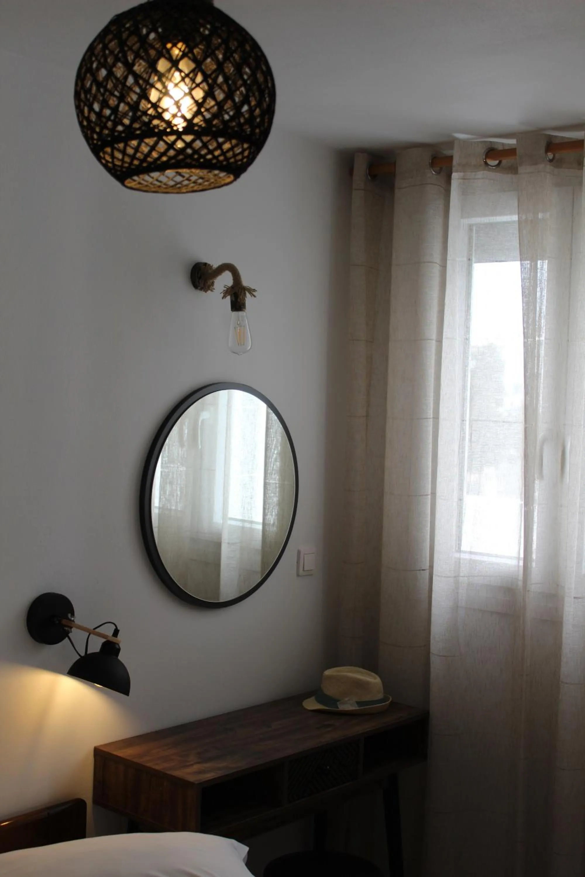 Bed in Kapetanos Rooms