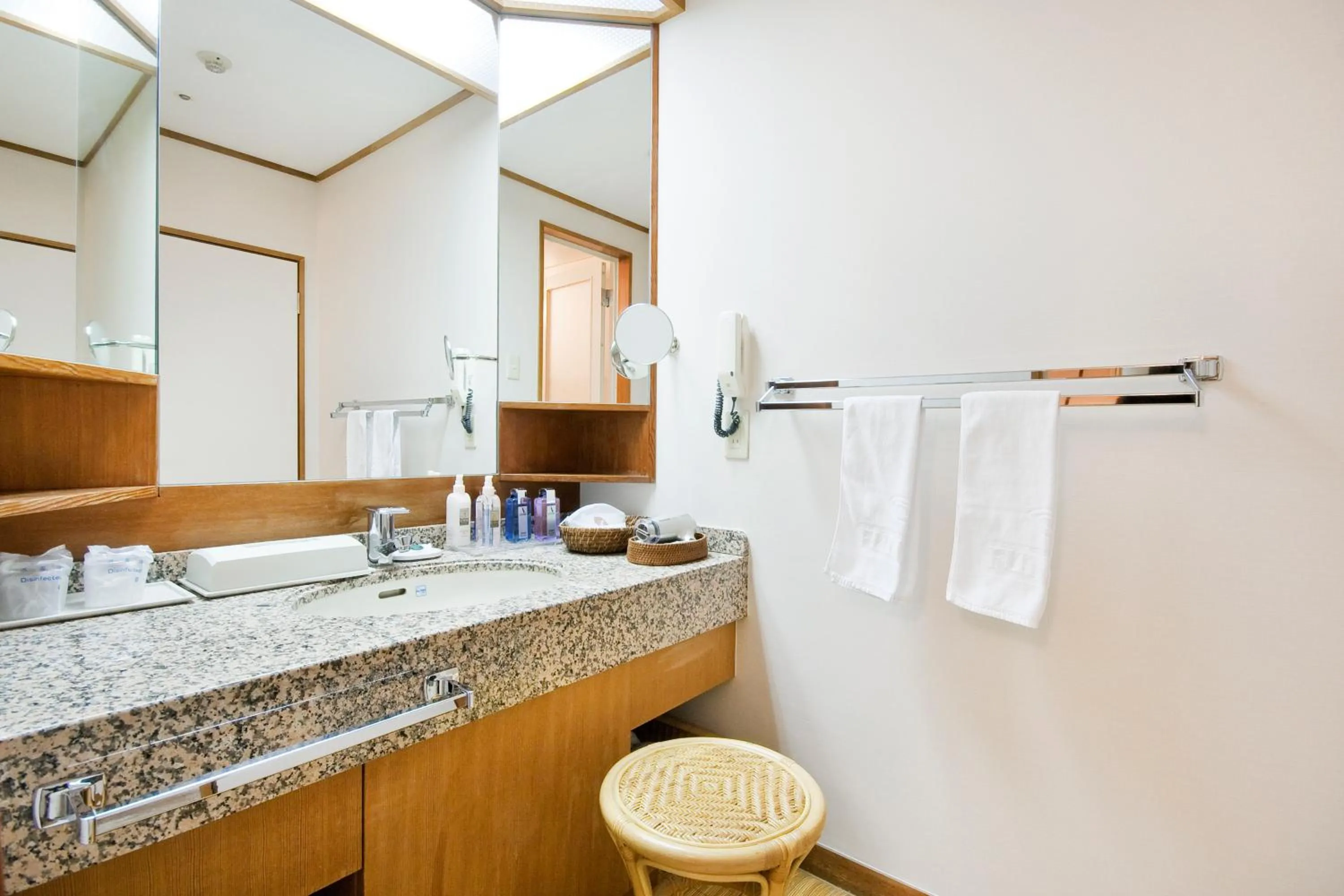 Decorative detail in Funaya